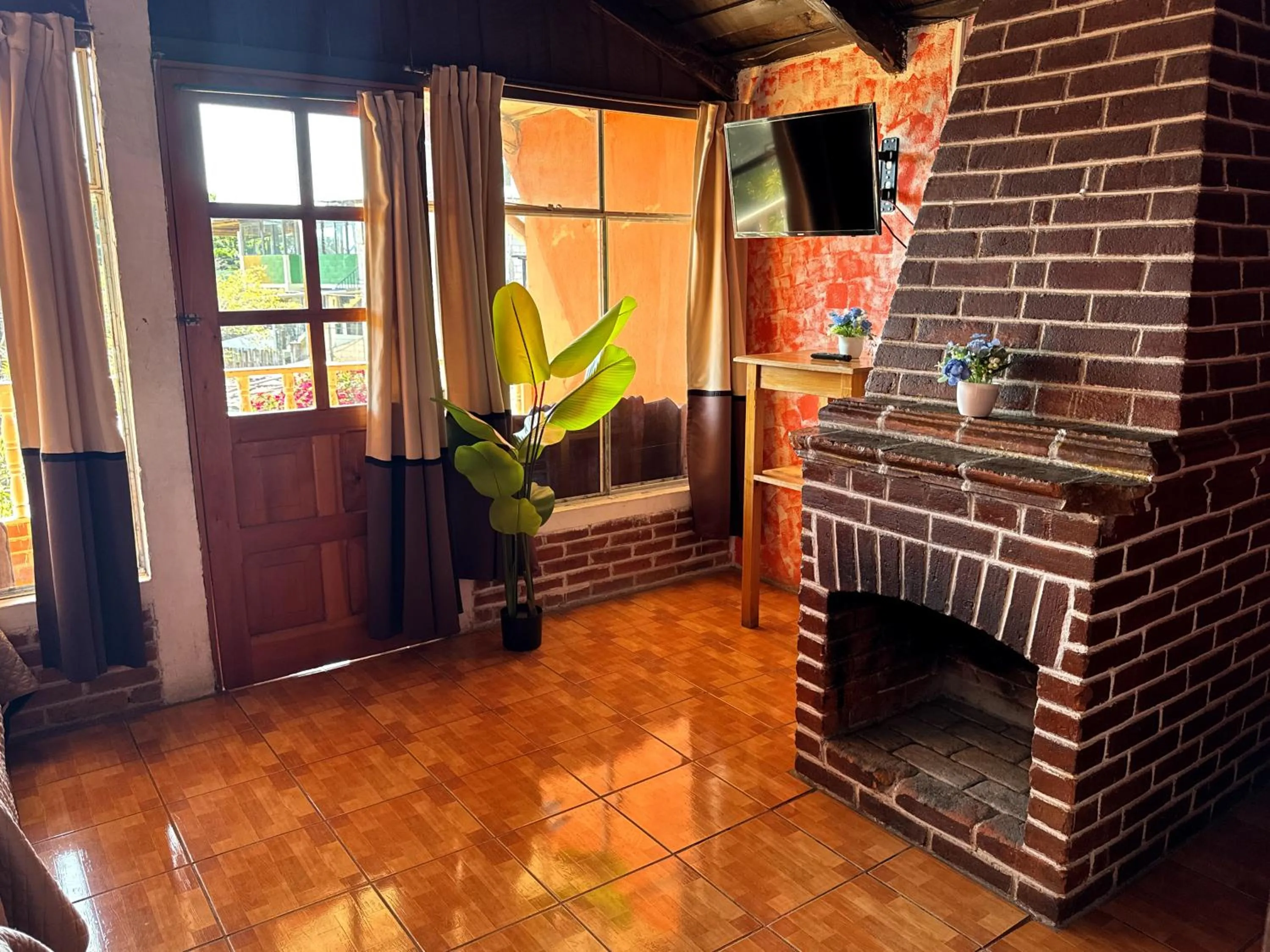 TV and multimedia in Hotel Hanna Resort