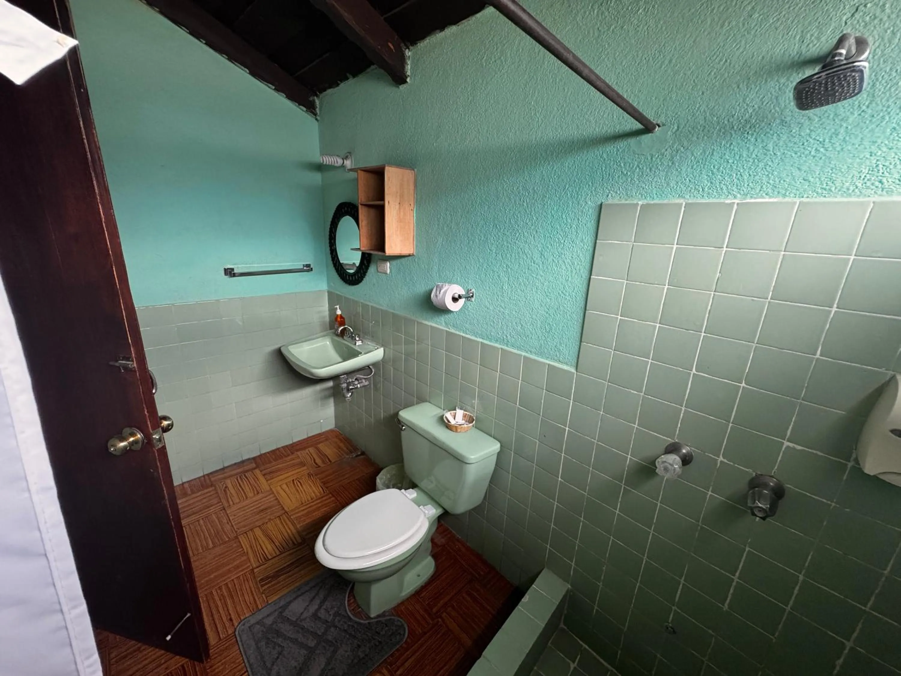 Shower in Hotel Hanna Resort