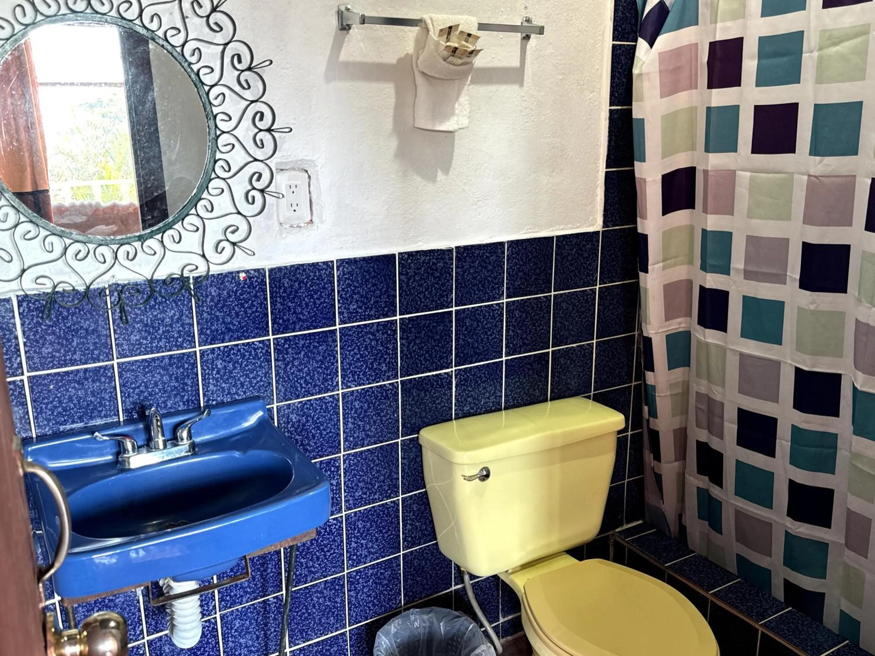 Toilet in Hotel Hanna Resort