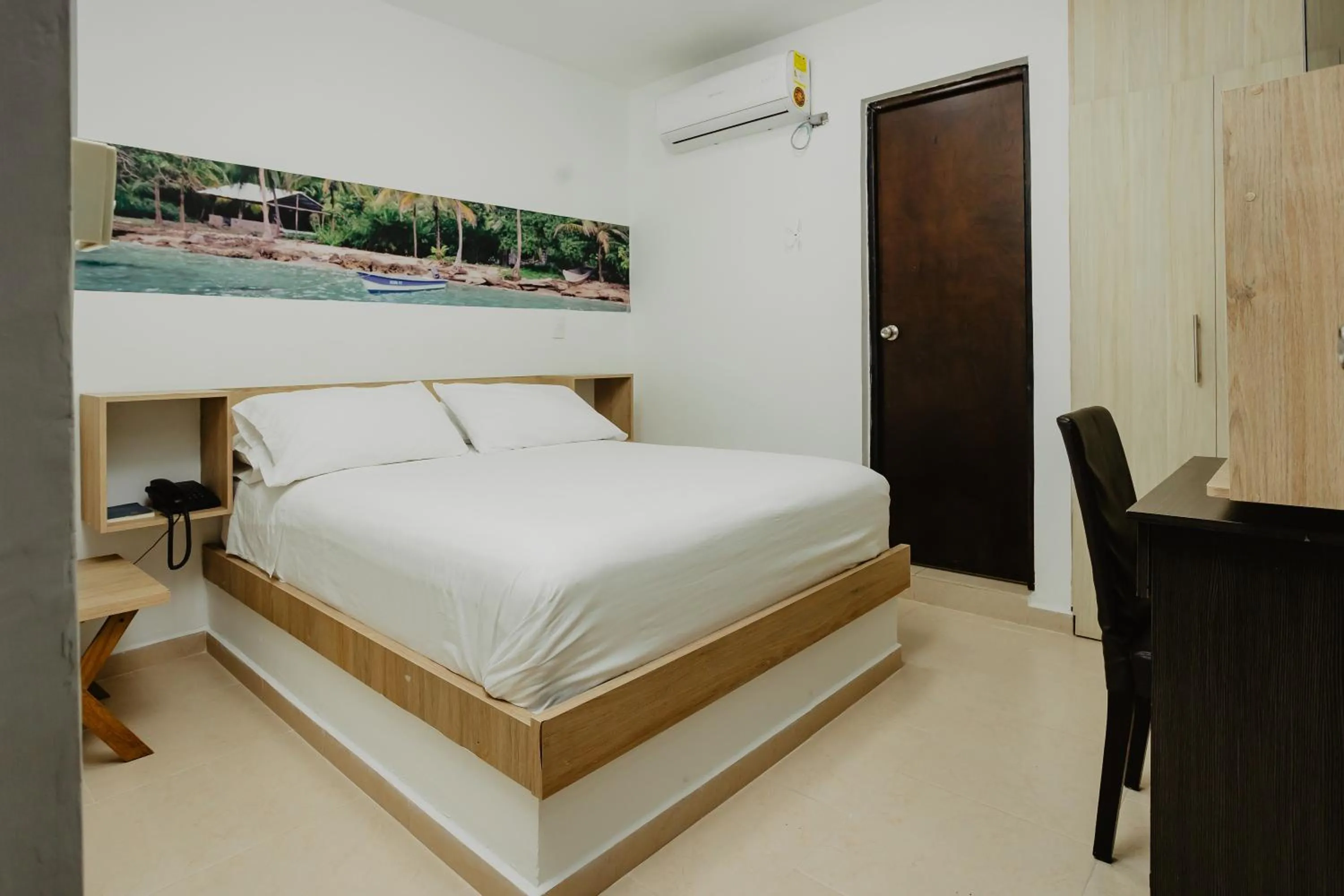 Bed in Hotel Plataneras Plaza