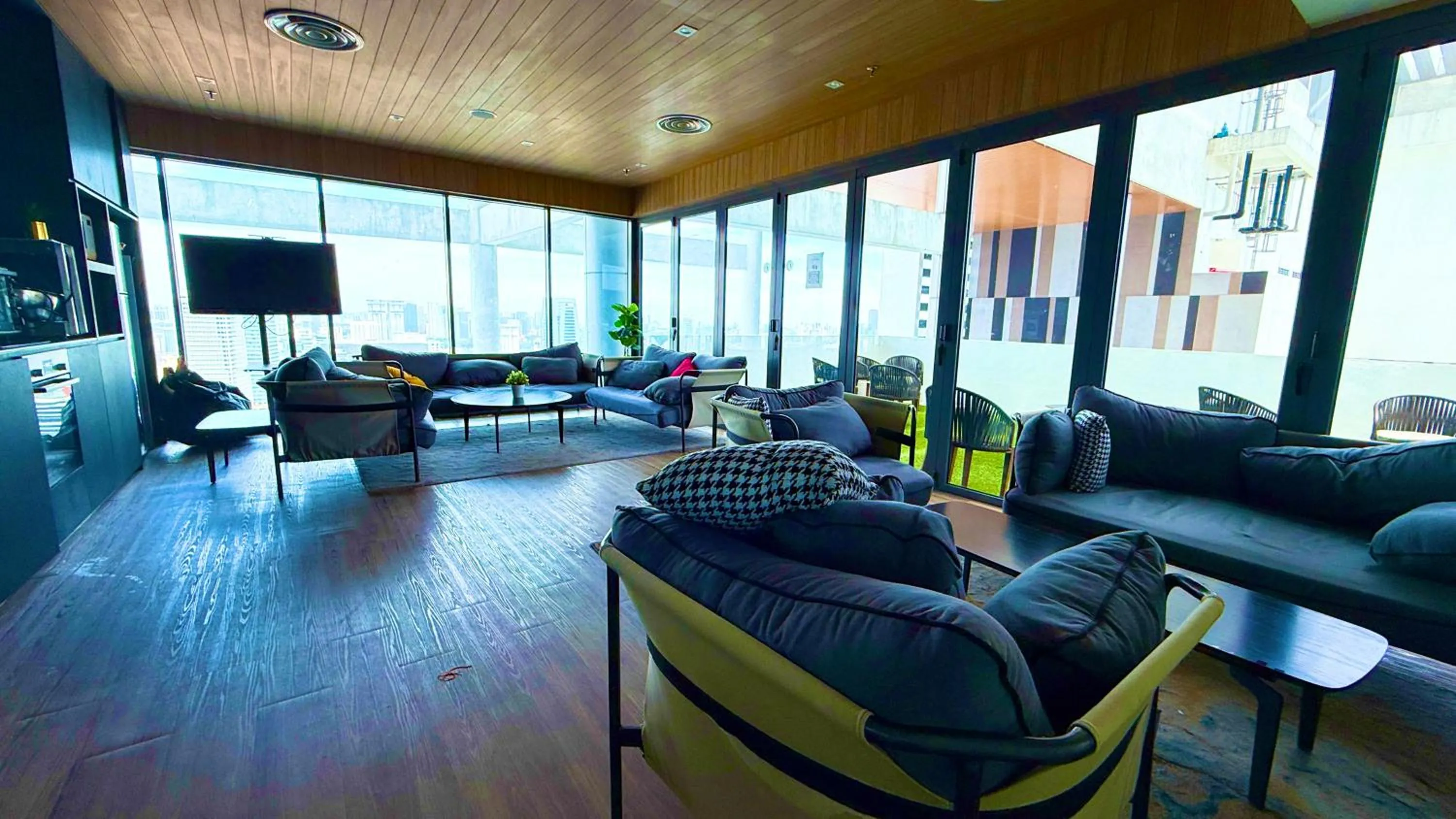 Restaurant/places to eat in The Colony By Infinitum Flixses