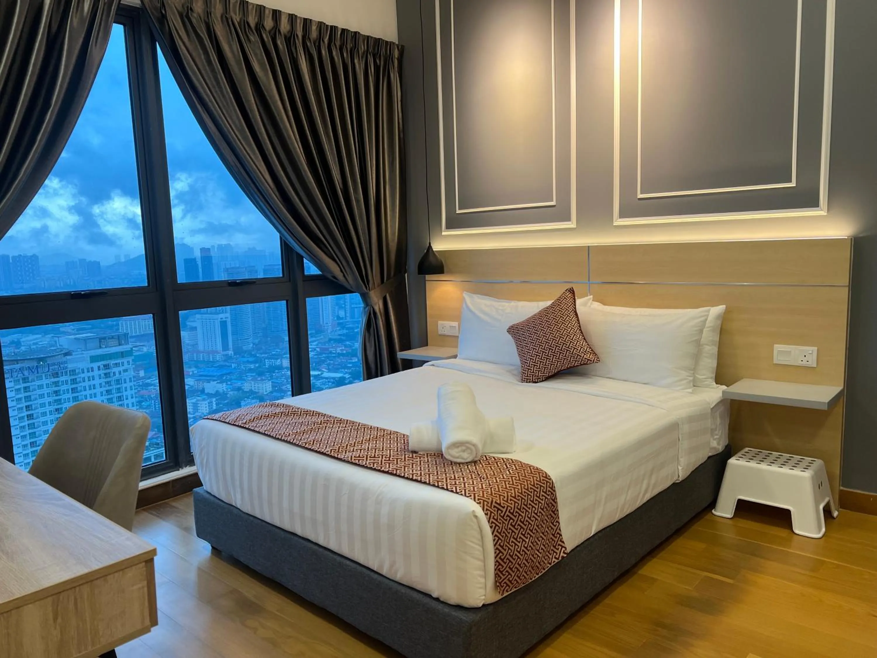 Bed in The Colony By Infinitum Flixses