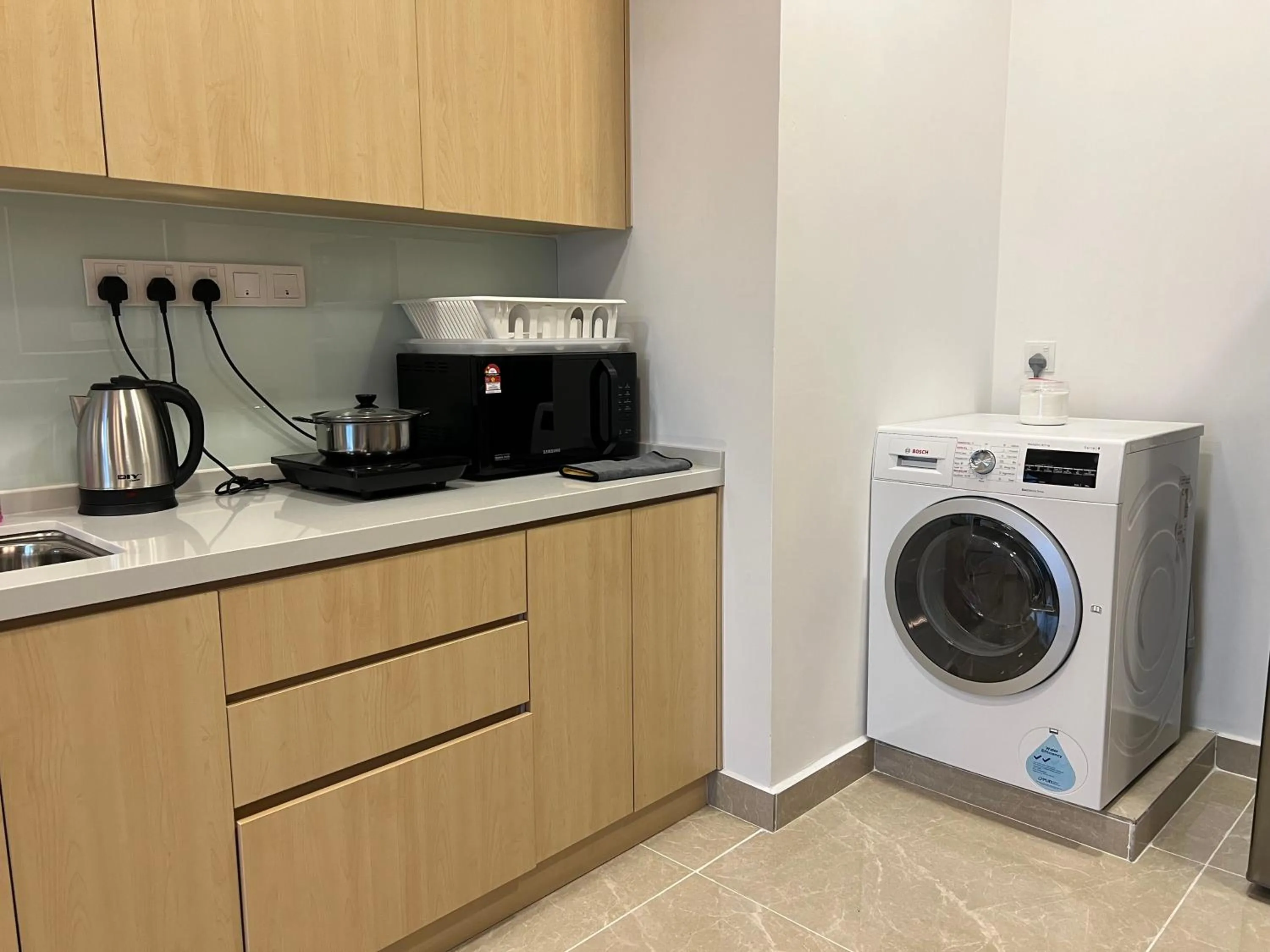 Coffee/tea facilities in The Colony By Infinitum Flixses