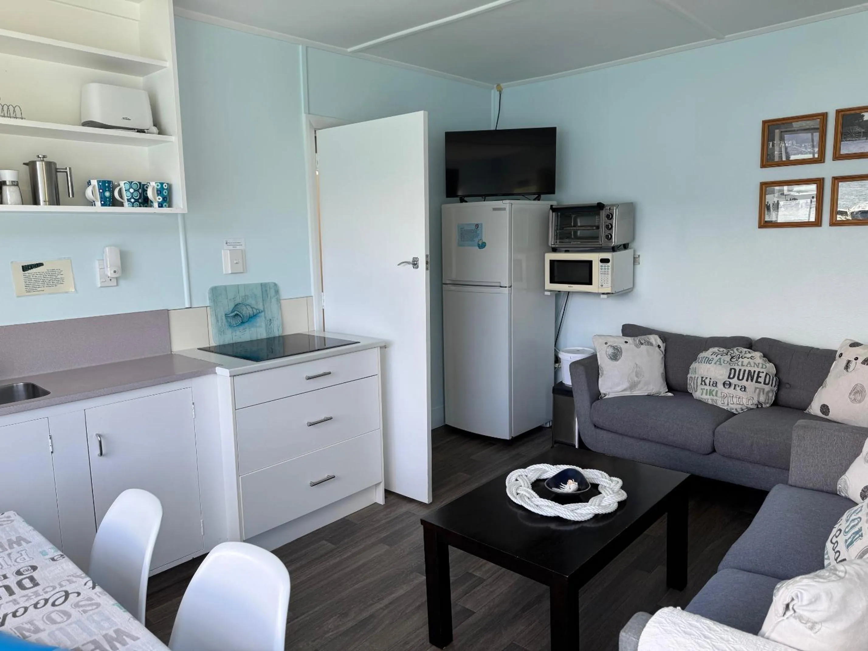 kitchen in Te Mahia Bay Resort