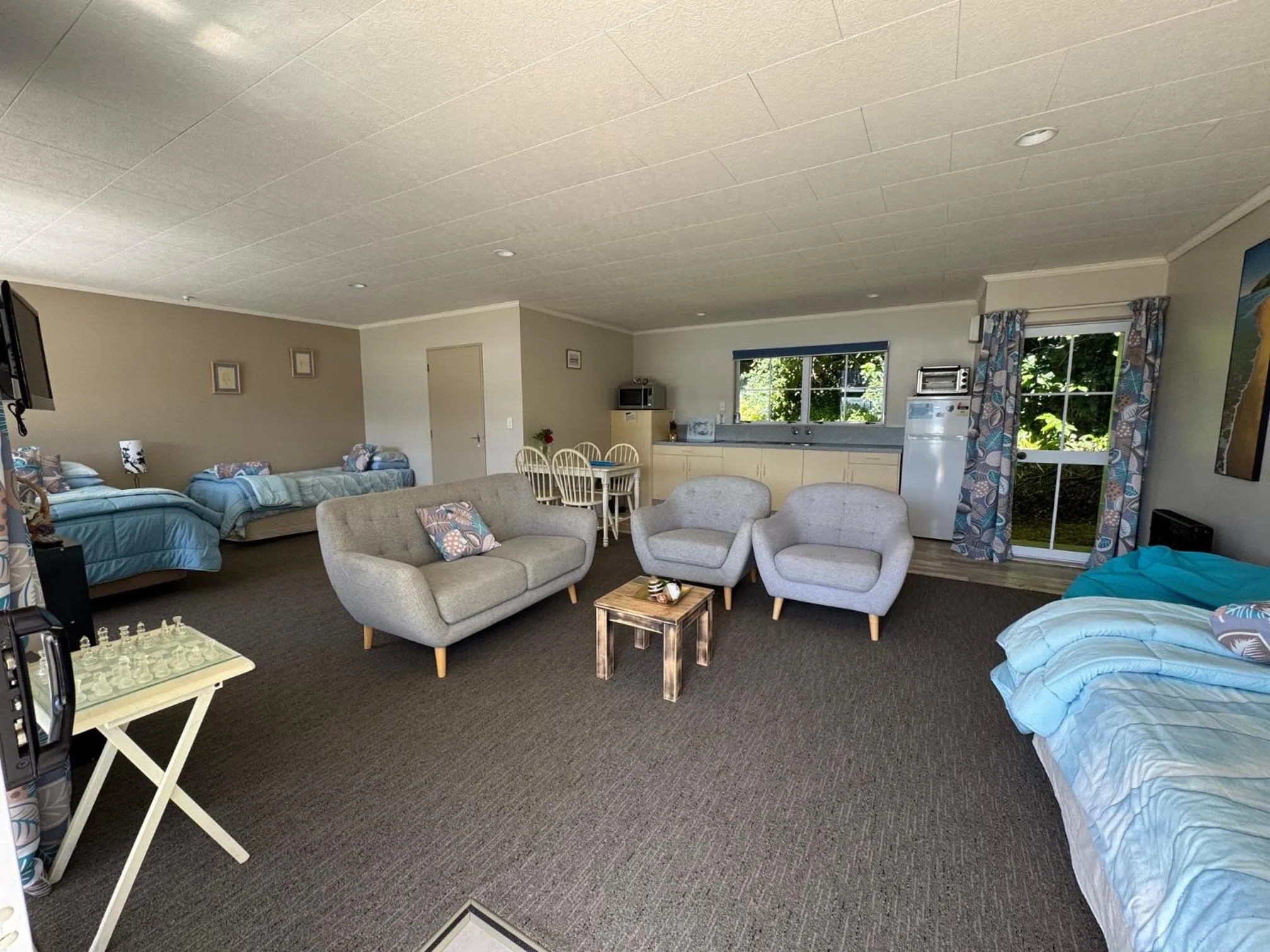 Facility for disabled guests, Bed in Te Mahia Bay Resort