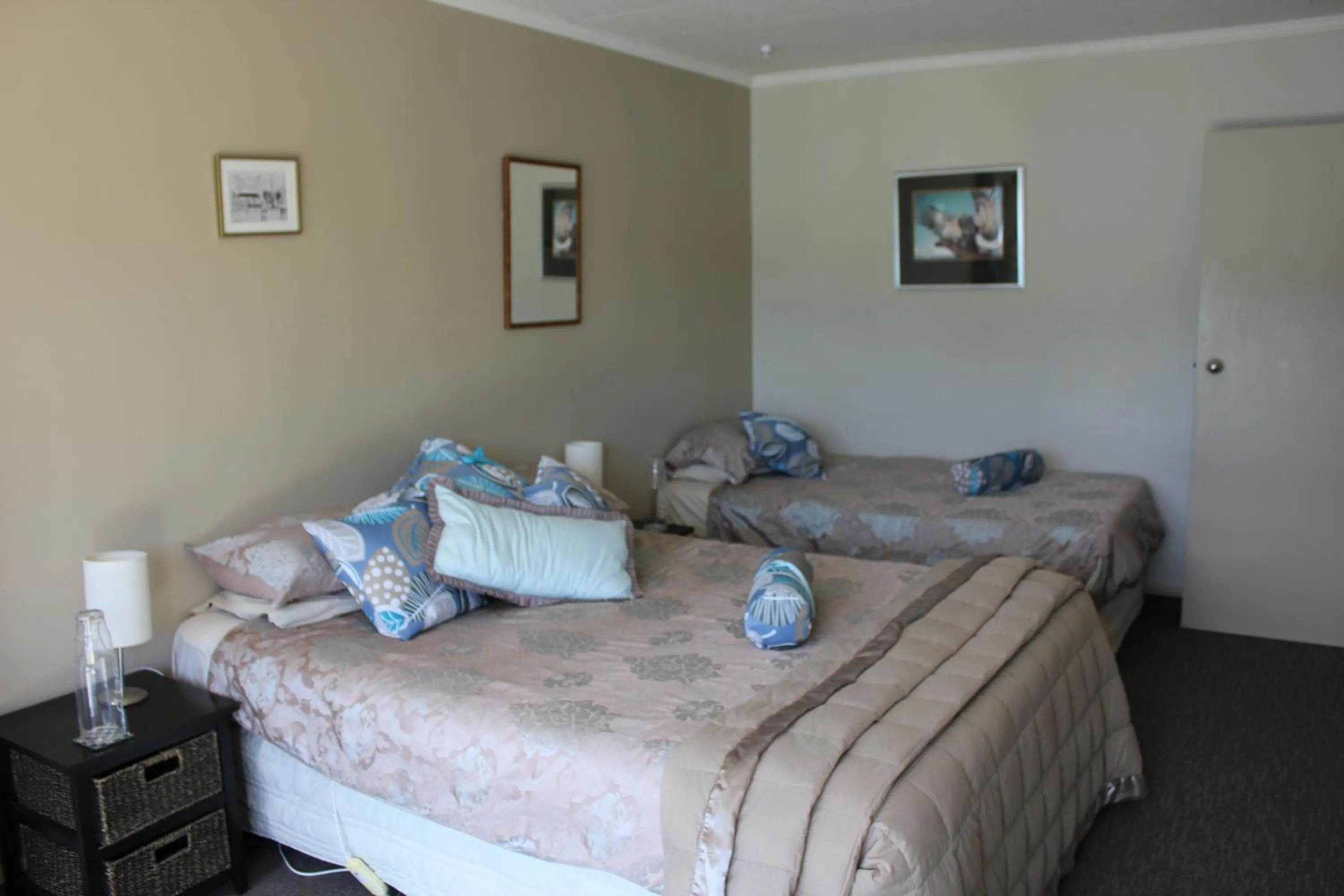 Bed in Te Mahia Bay Resort