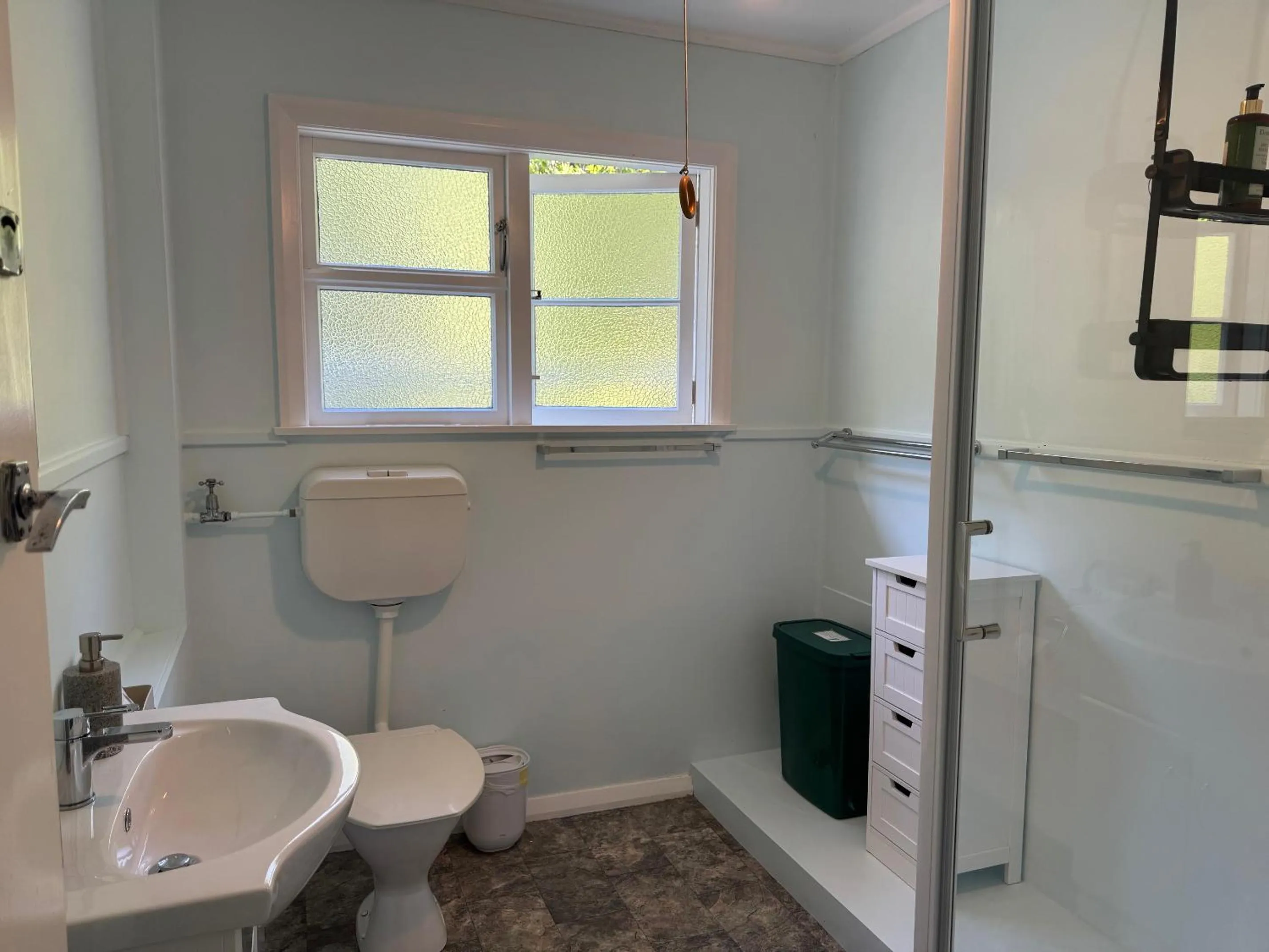 Bathroom in Te Mahia Bay Resort