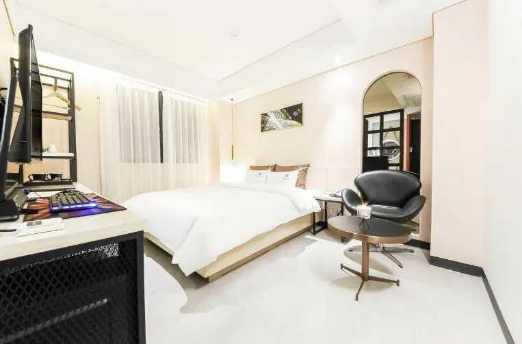 Bed in Awesome Boutique Hotel