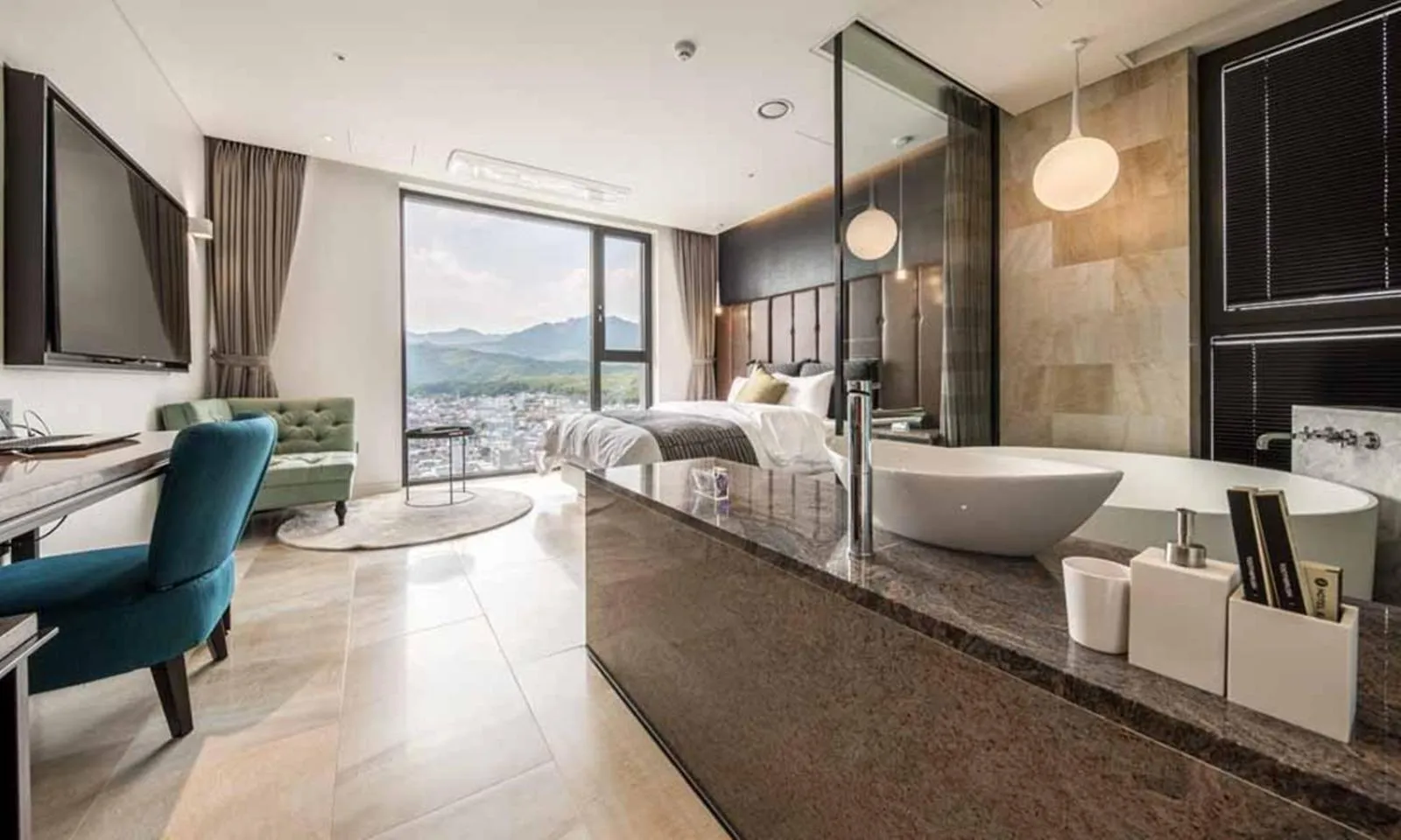 Bed in Dobong Hotel Bay204