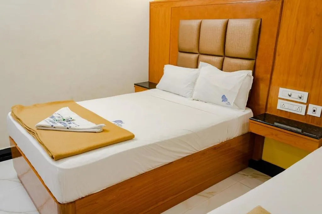 Hotel Staar World