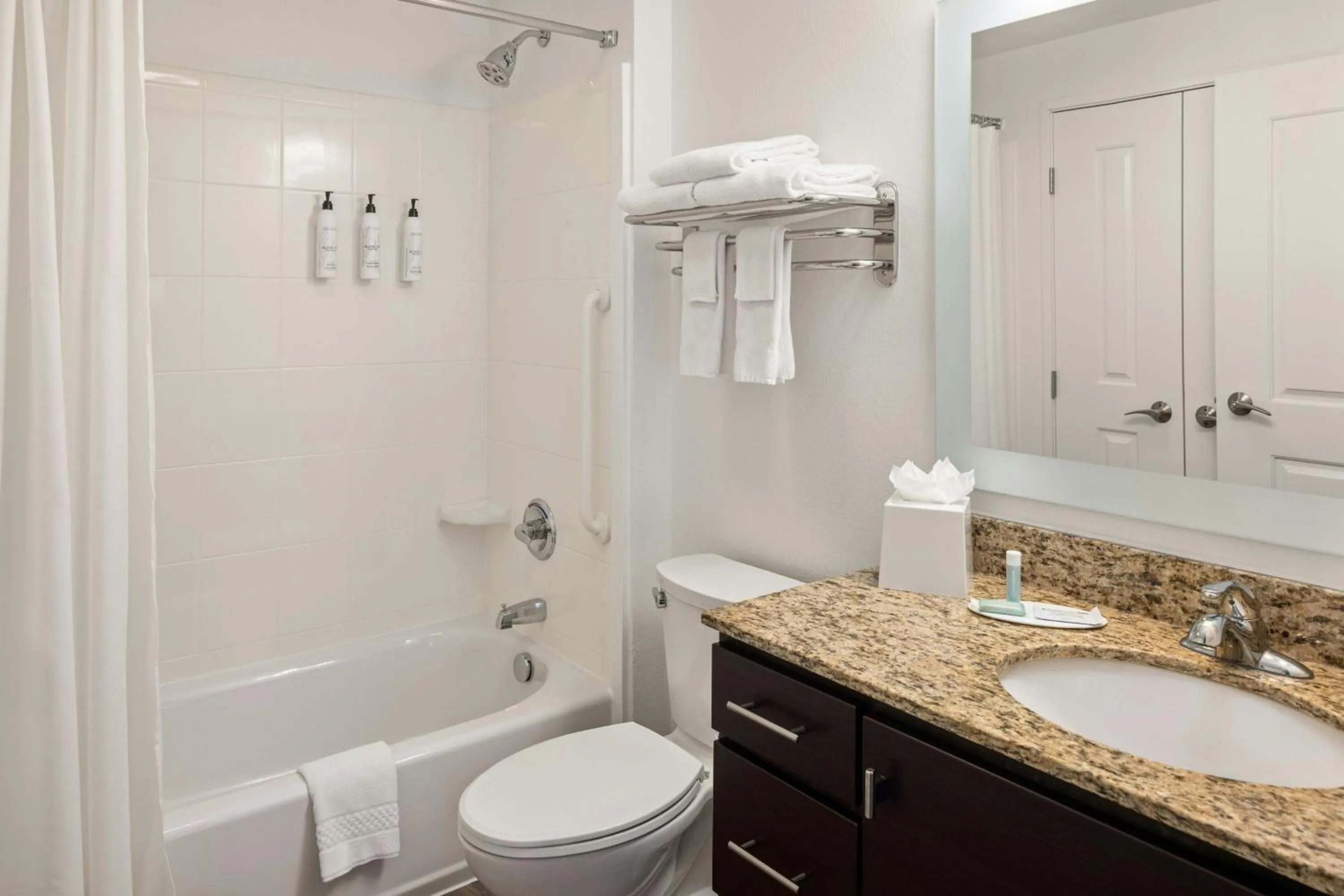 Bathroom in TownePlace Suites by Marriott Minneapolis near Mall of America