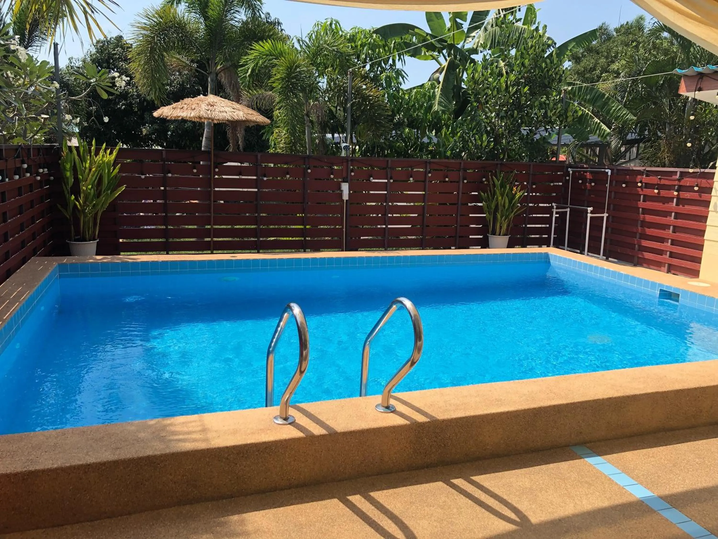 Swimming pool in Suksabai Raiwan and Pool Villa