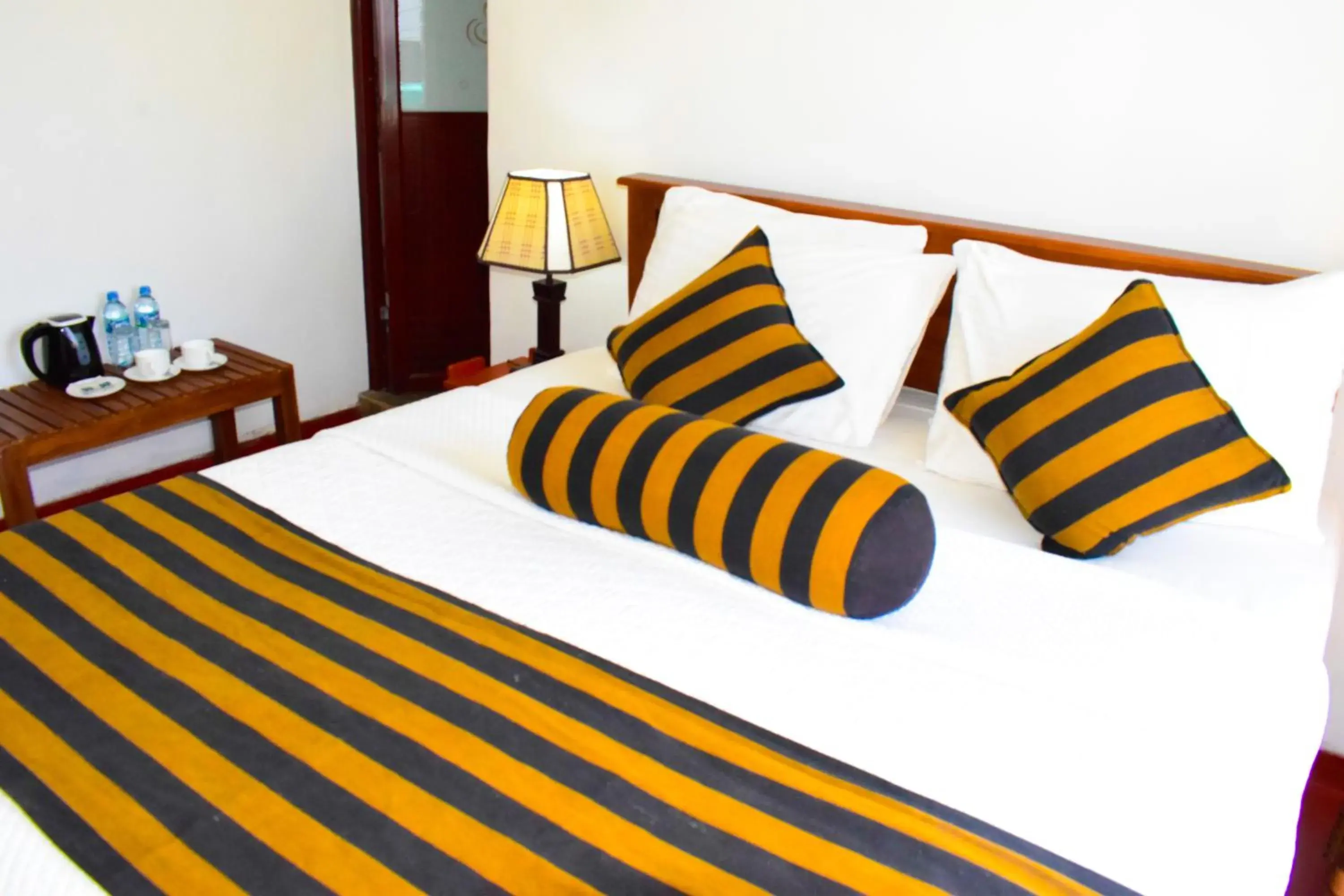 Double Room with Mountain View : Get 10% off on selected Excursions! - single occupancy in Blue Moon Hotel Double Room with Mountain View : Get 10% off on selected Excursions! - single occupancy in Blue Moon Hotel