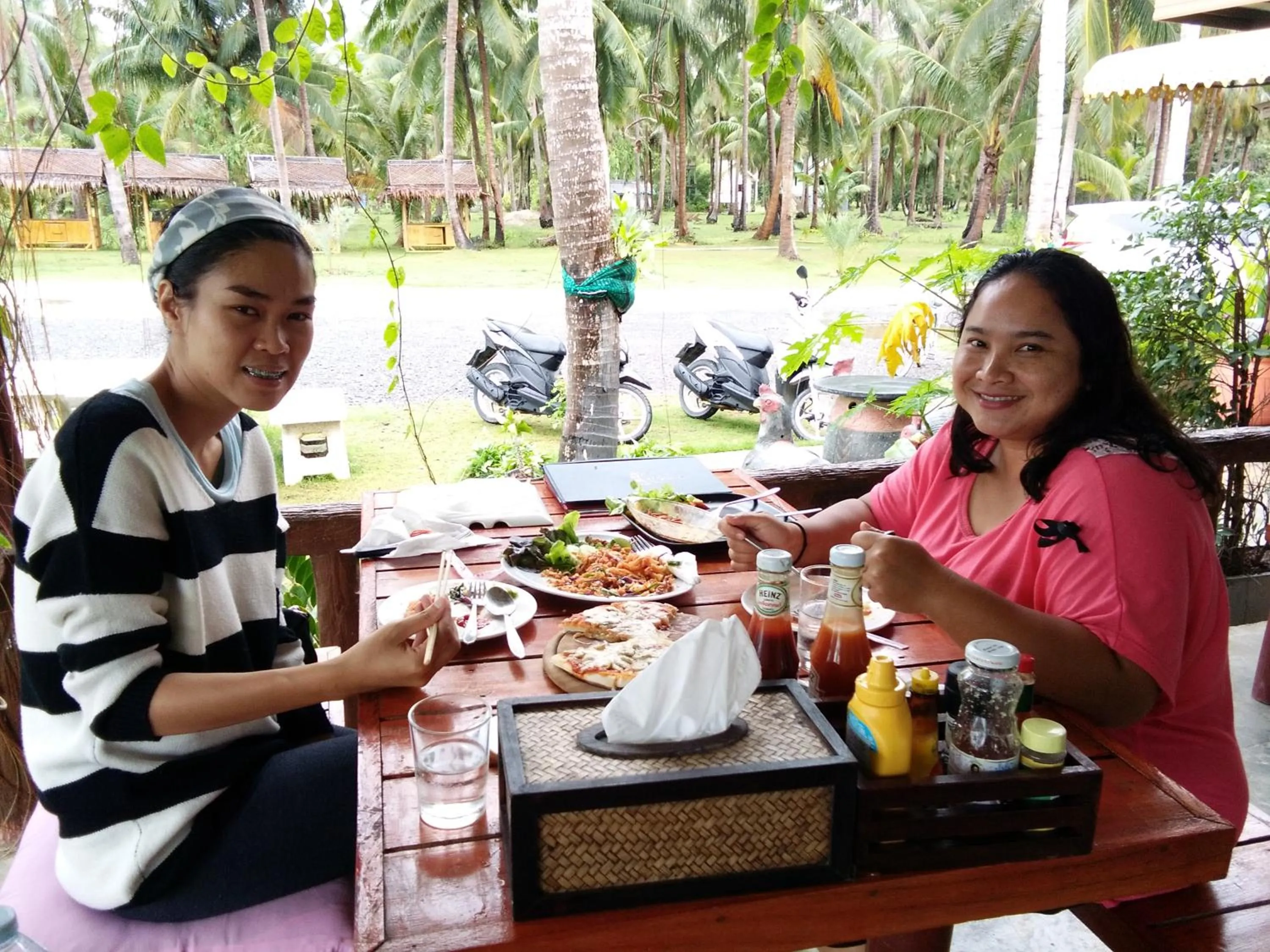 Food and drinks in The Ford SunSet Beach Resort