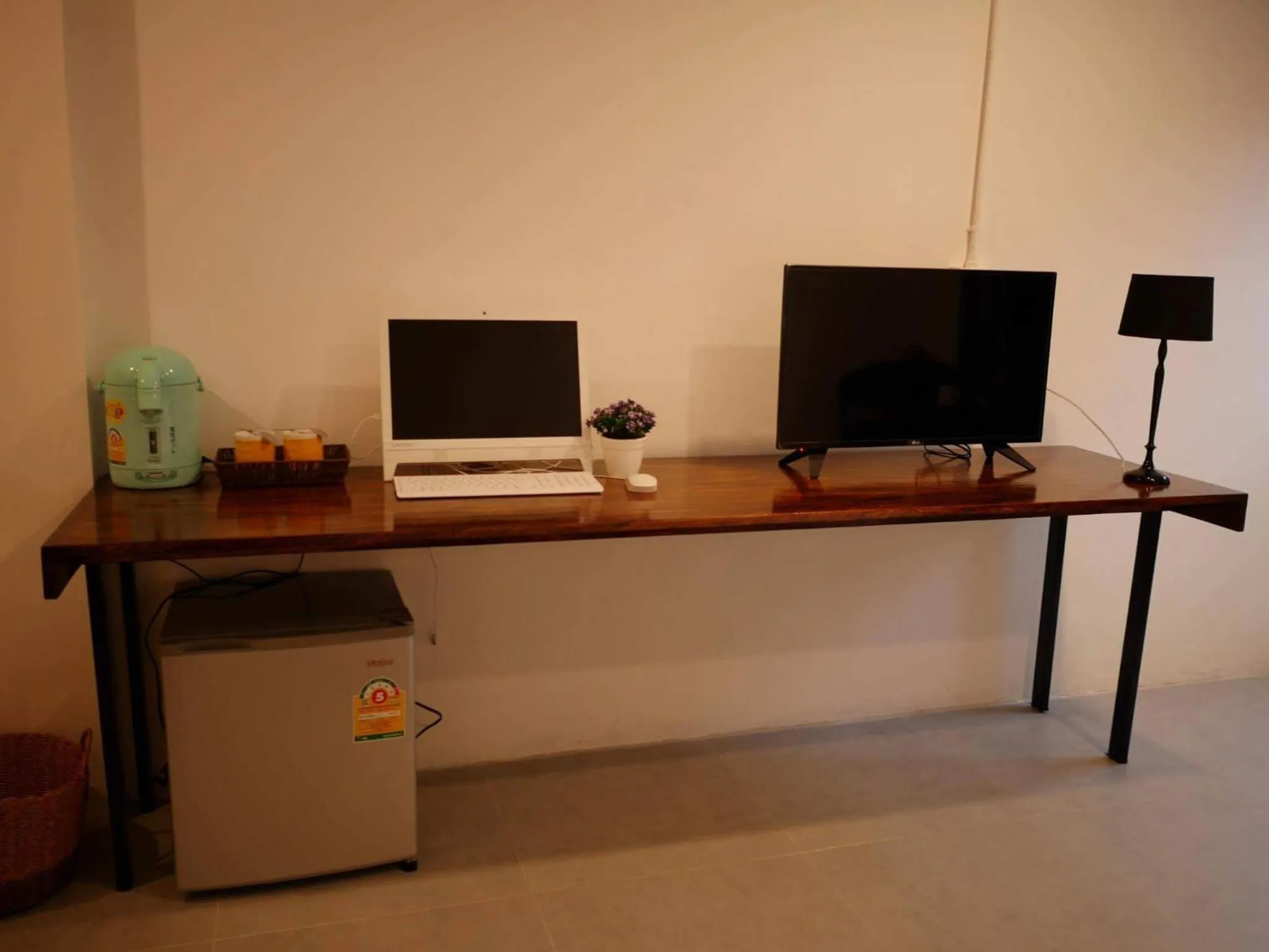 TV and multimedia in Pink Easy Homes Koh Phangan