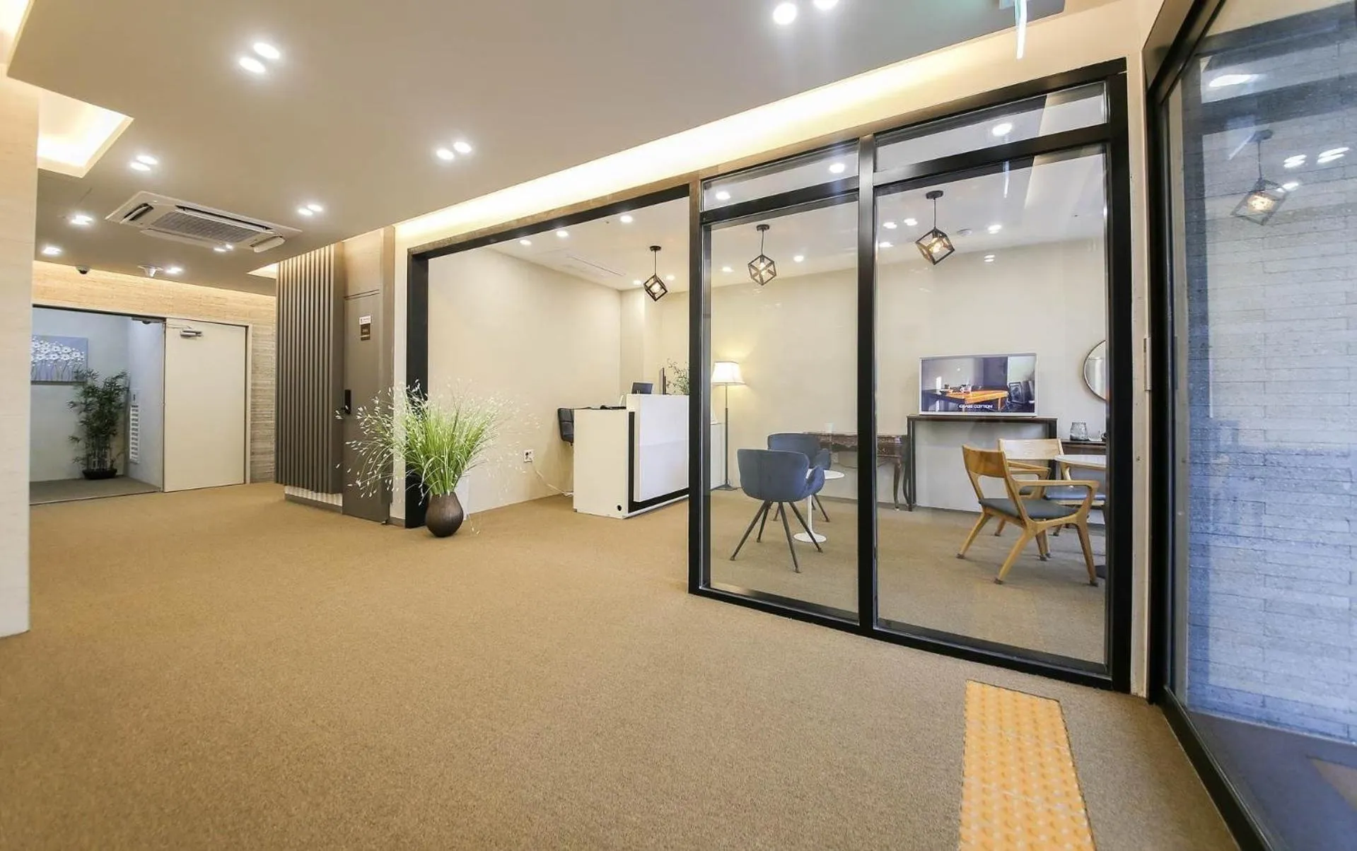 Jeju Centerpoint N Hotel