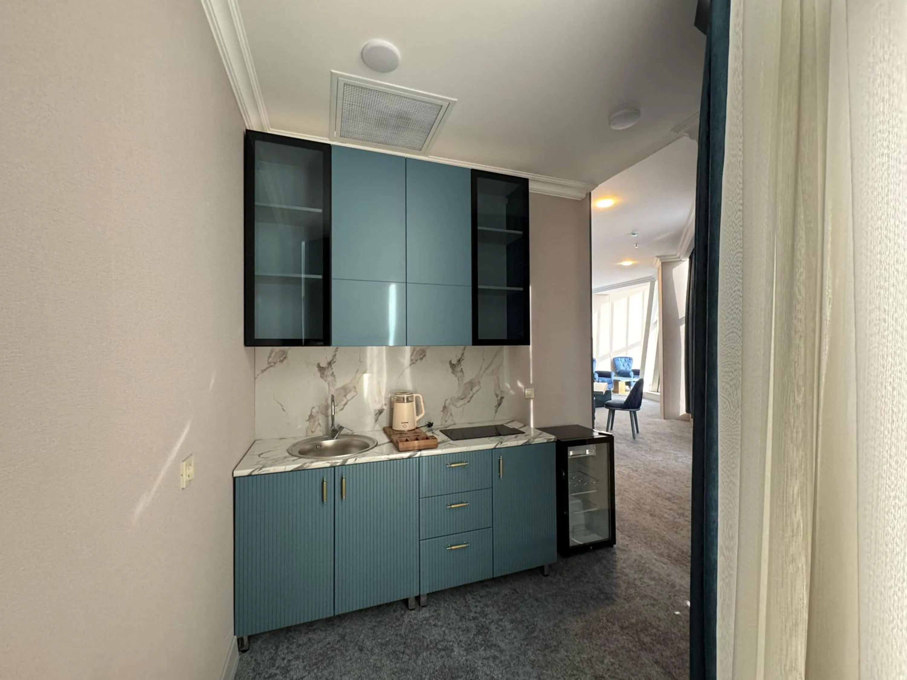 Kitchen or kitchenette in Titanik Baku