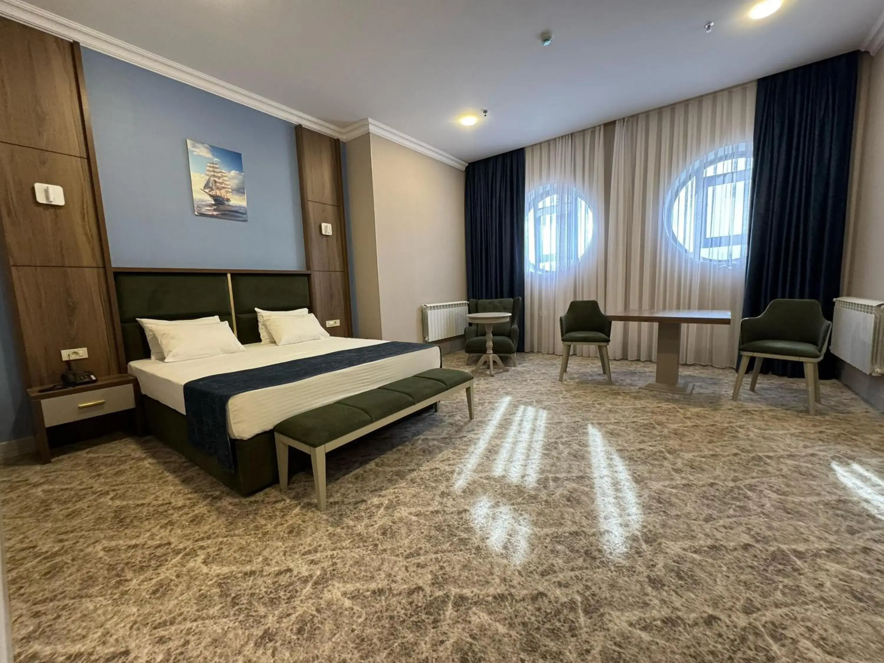 Superior Double Room - single occupancy in Titanik Baku Superior Double Room - single occupancy in Titanik Baku