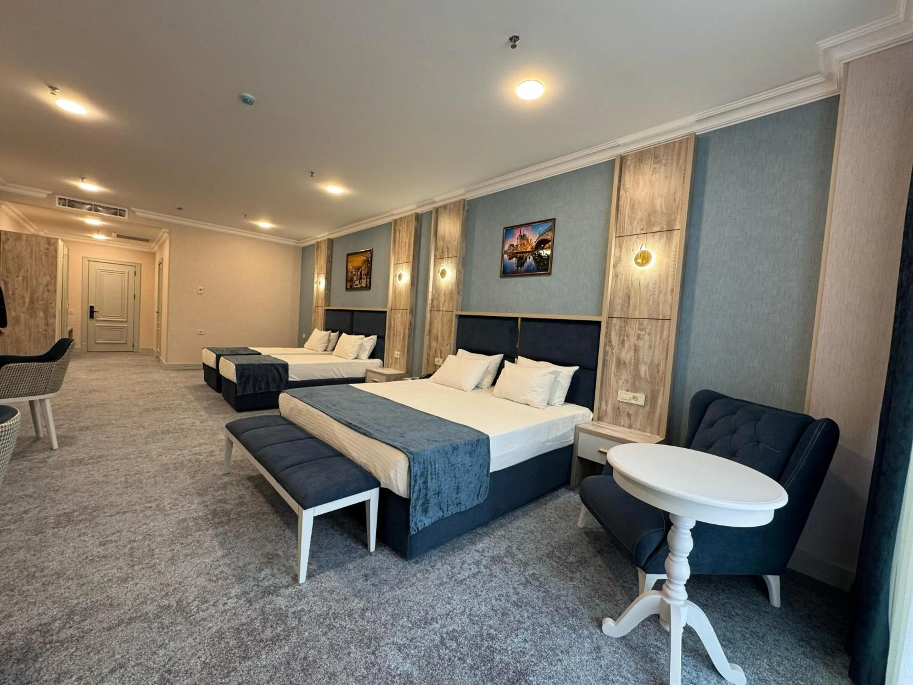 Photo of the whole room, Bed in Titanik Baku