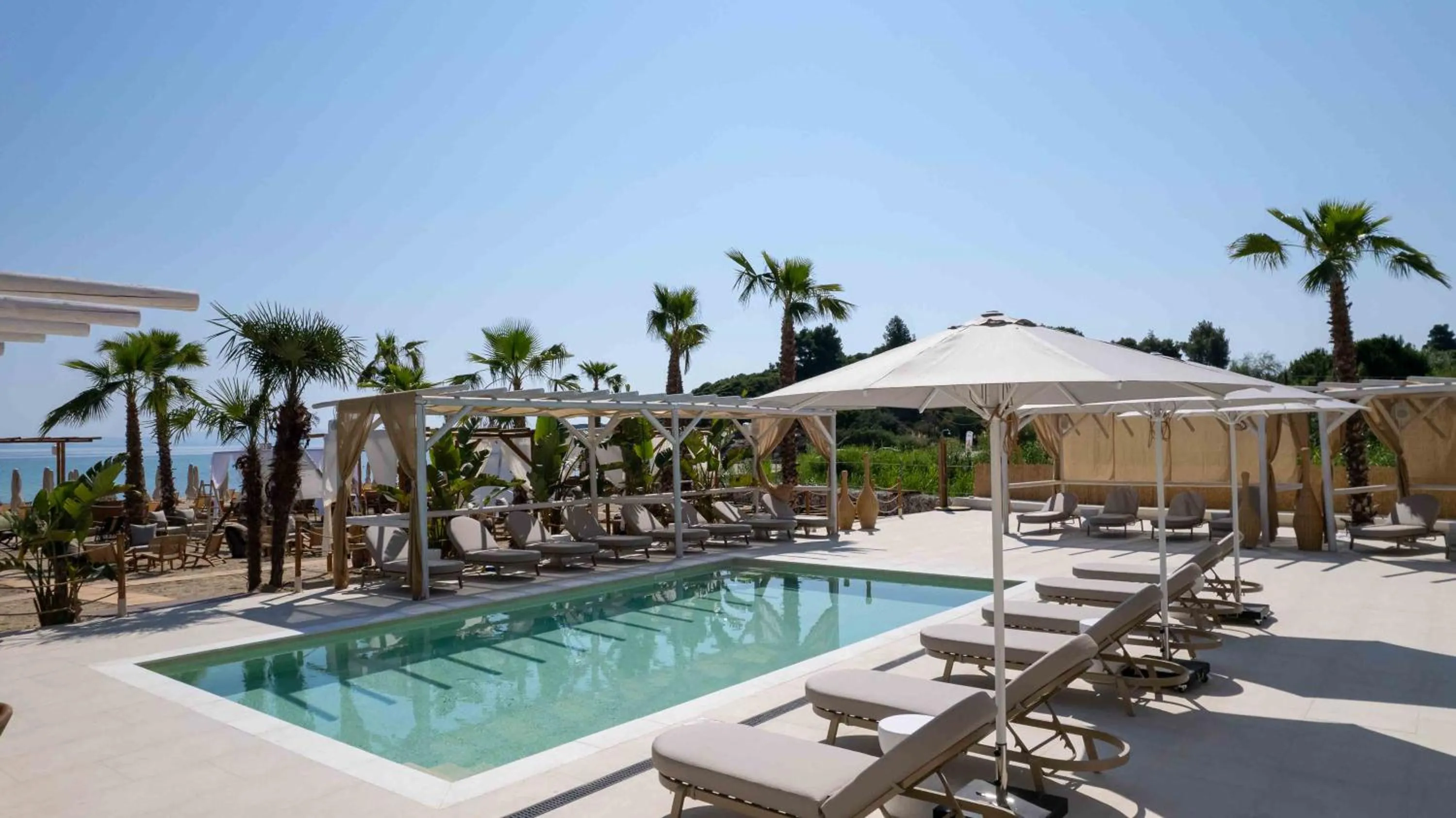 Linari Sea & Suites