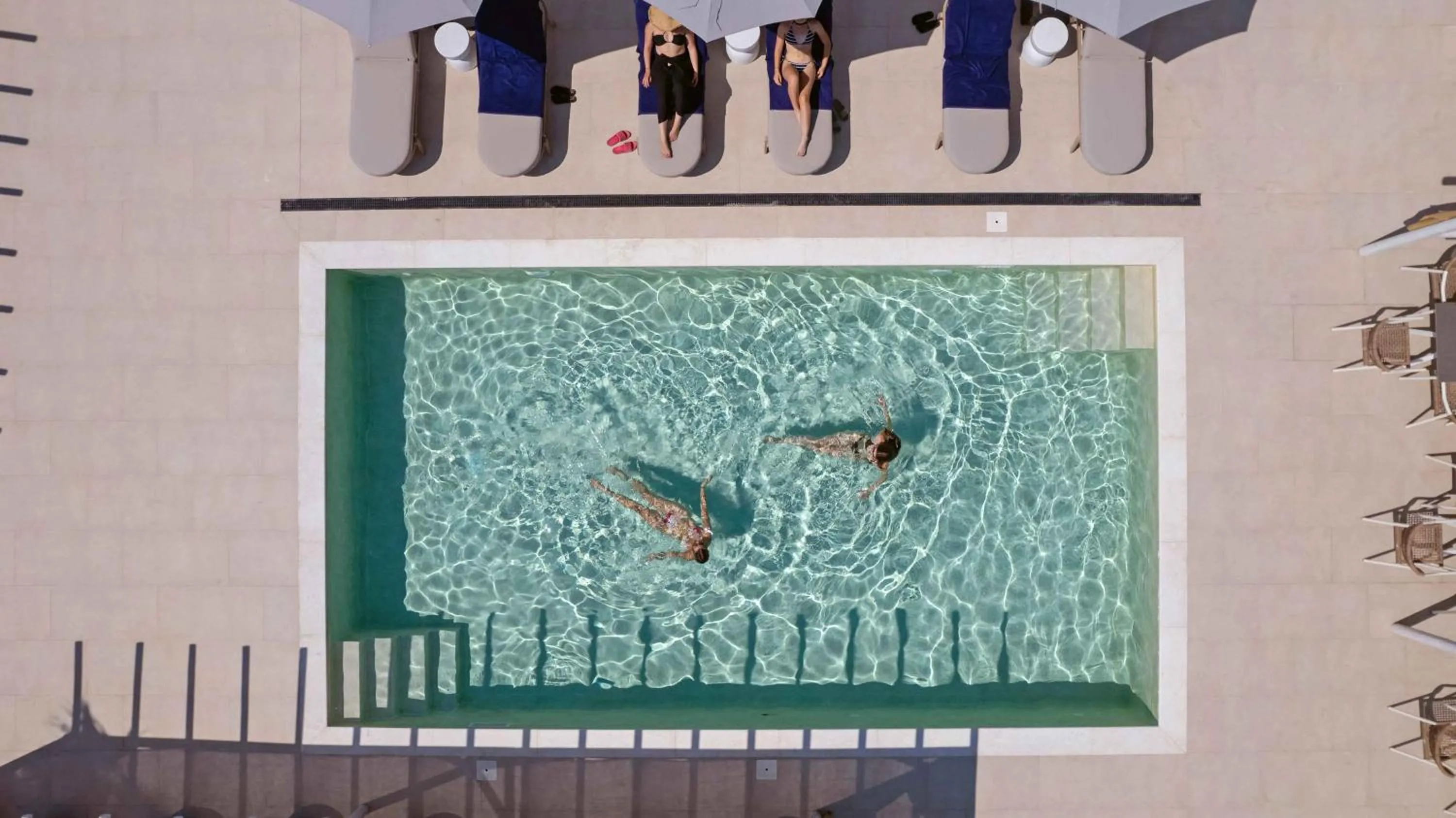 Linari Sea & Suites