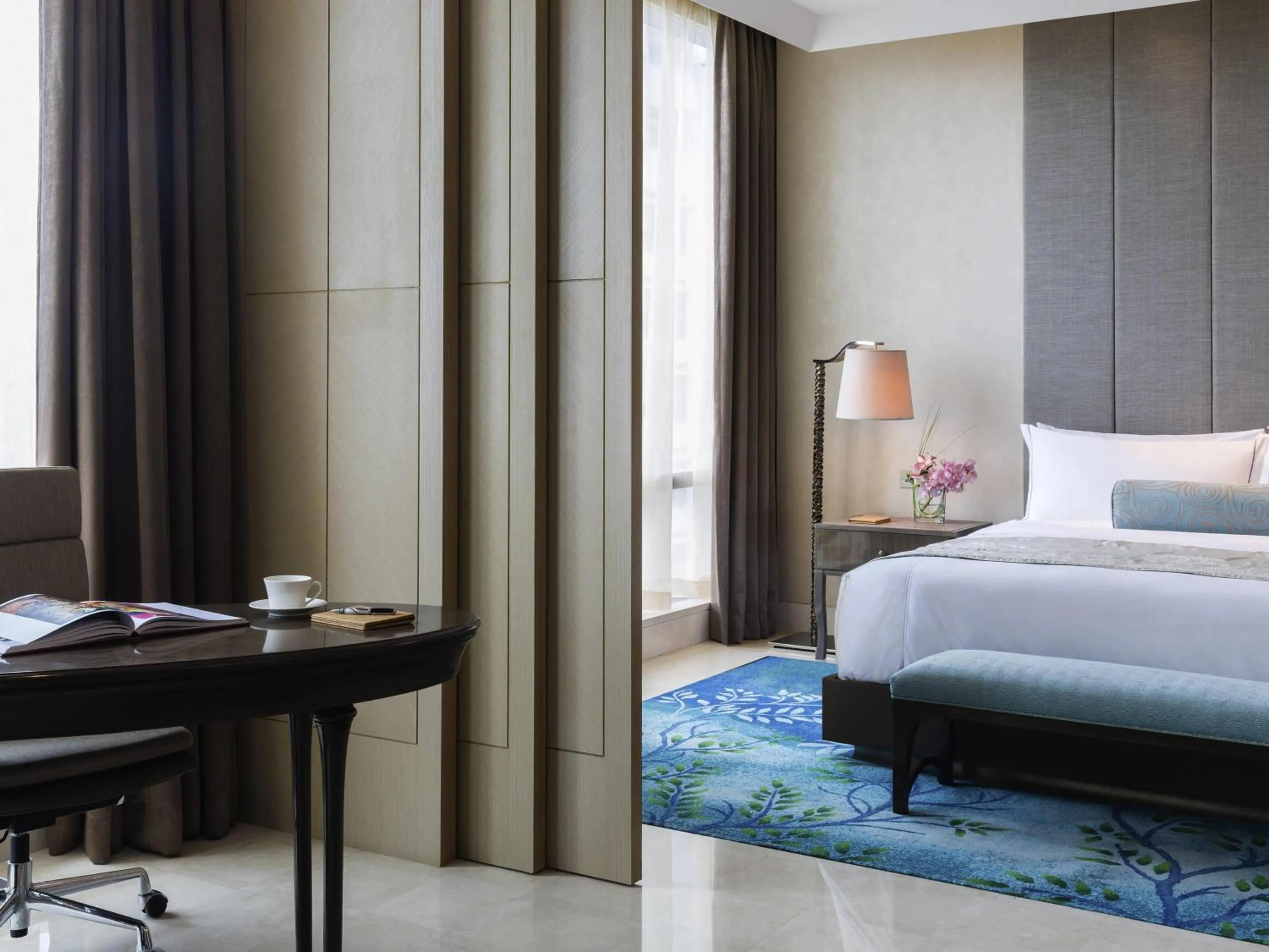 Bedroom, Bed in Raffles Jakarta