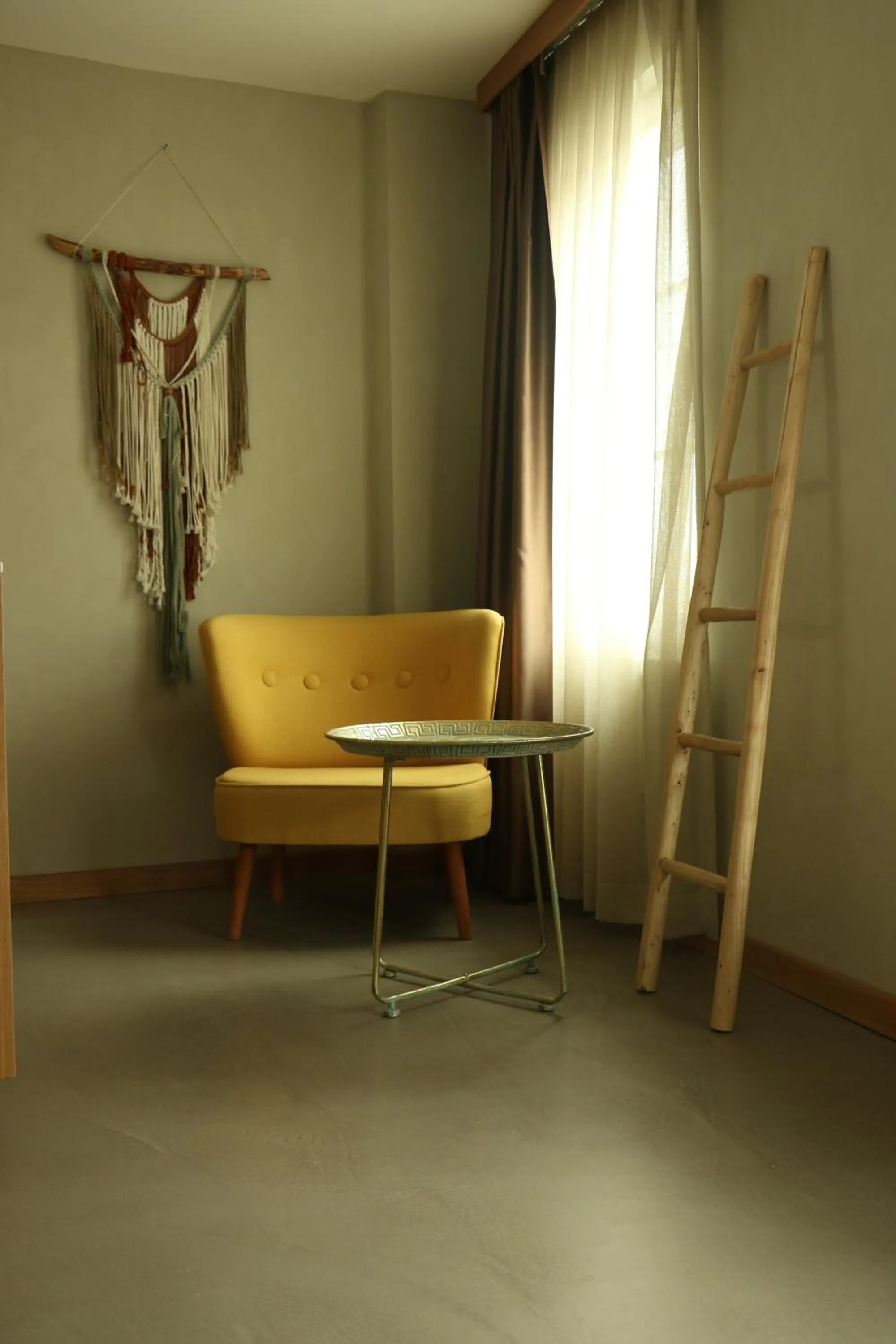 hair dresser in Monk Alaçatı