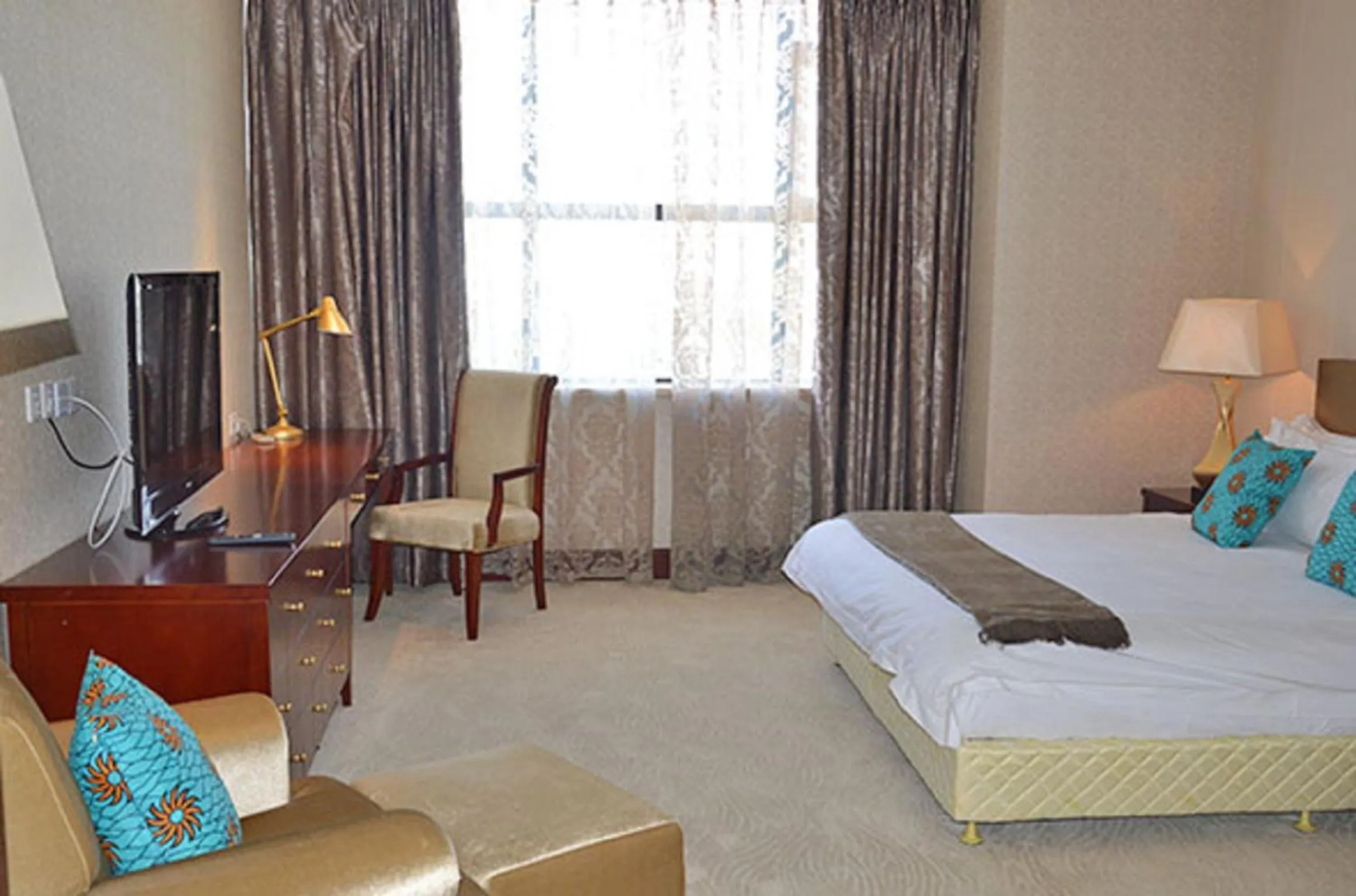 Day, Bed in President Hotel at Umodzi Park