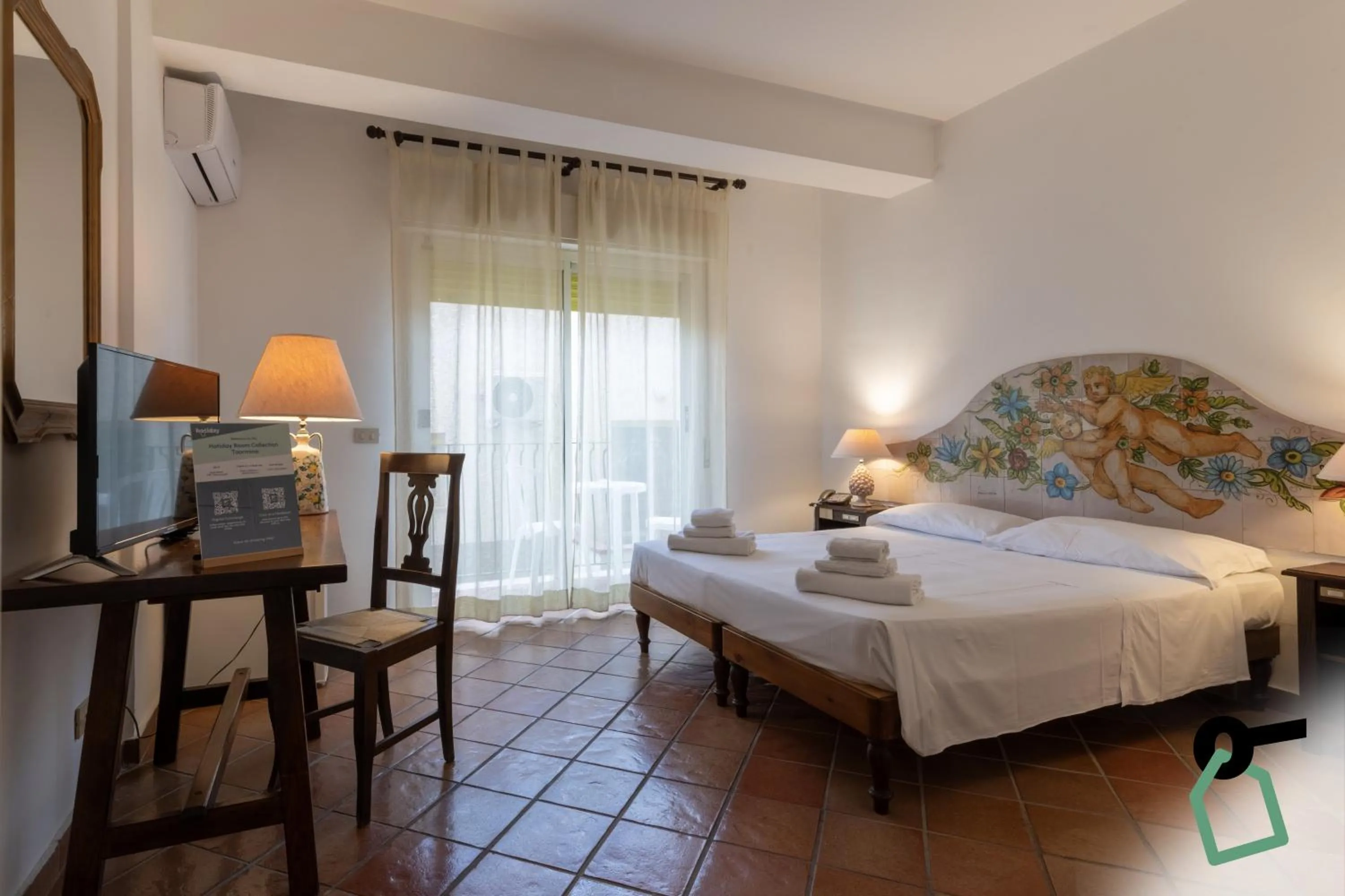 HOTIDAY Taormina Mare