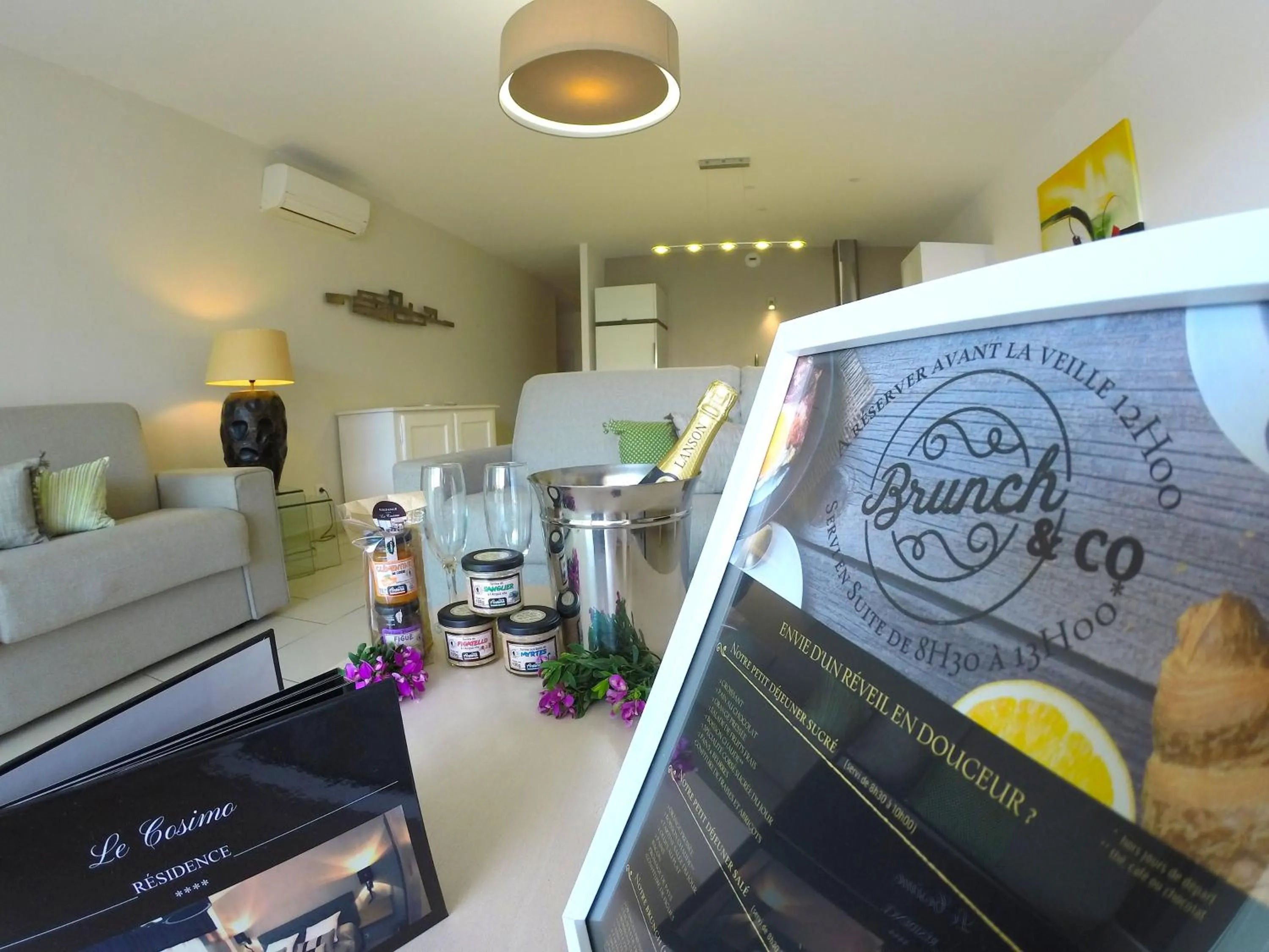 Meals in Résidence Le Cosimo