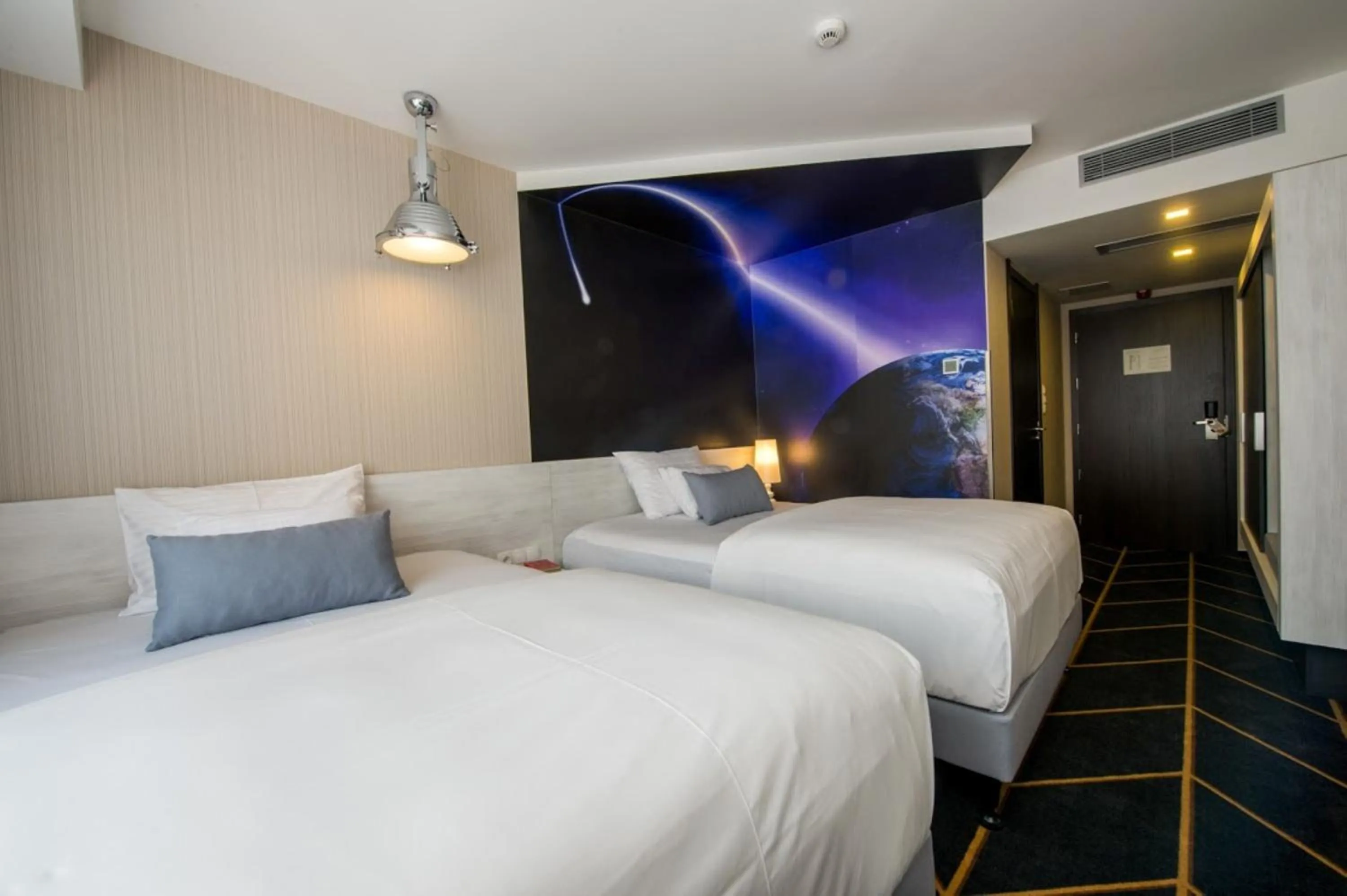 Bed in Science Hotel