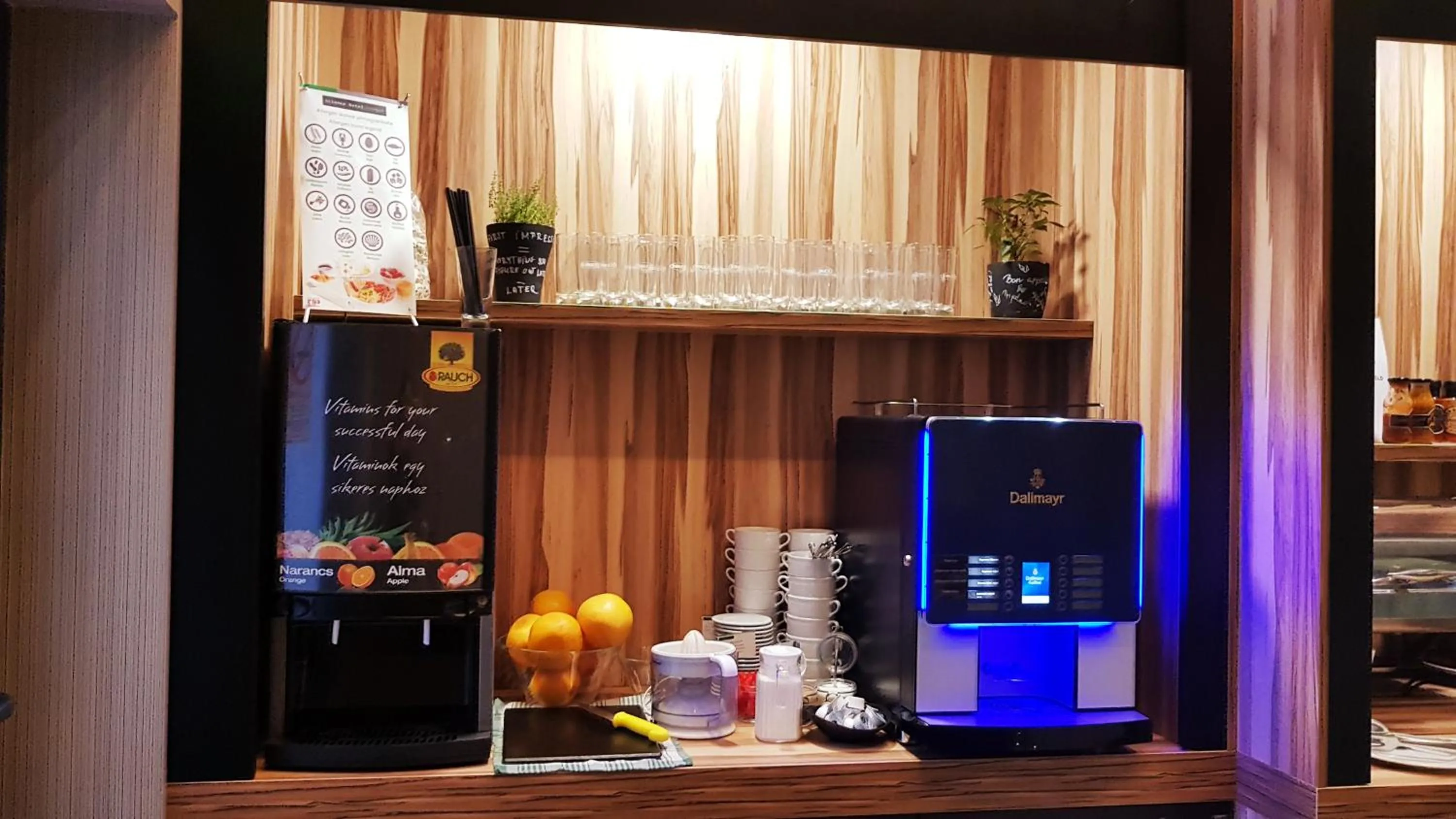 Buffet breakfast in Science Hotel