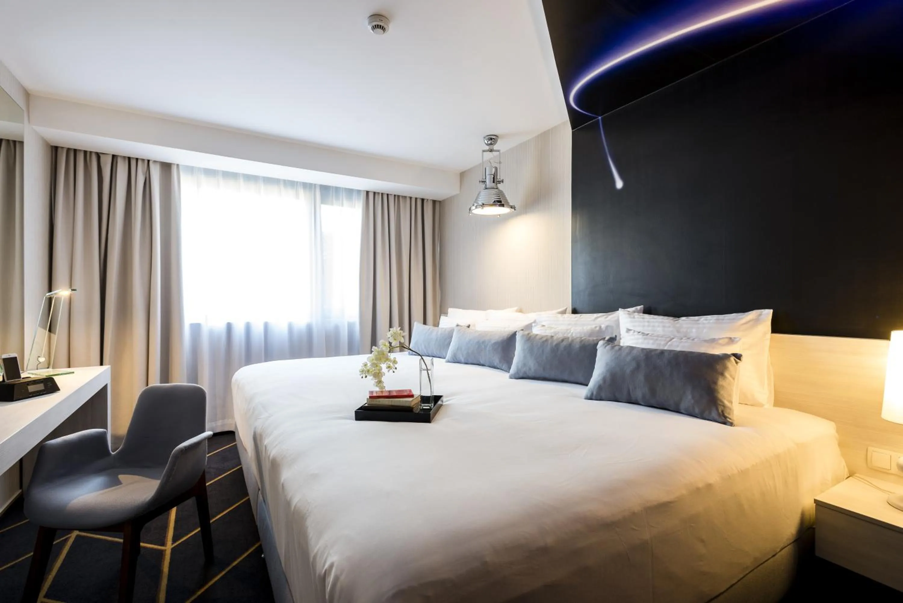 Bedroom, Bed in Science Hotel