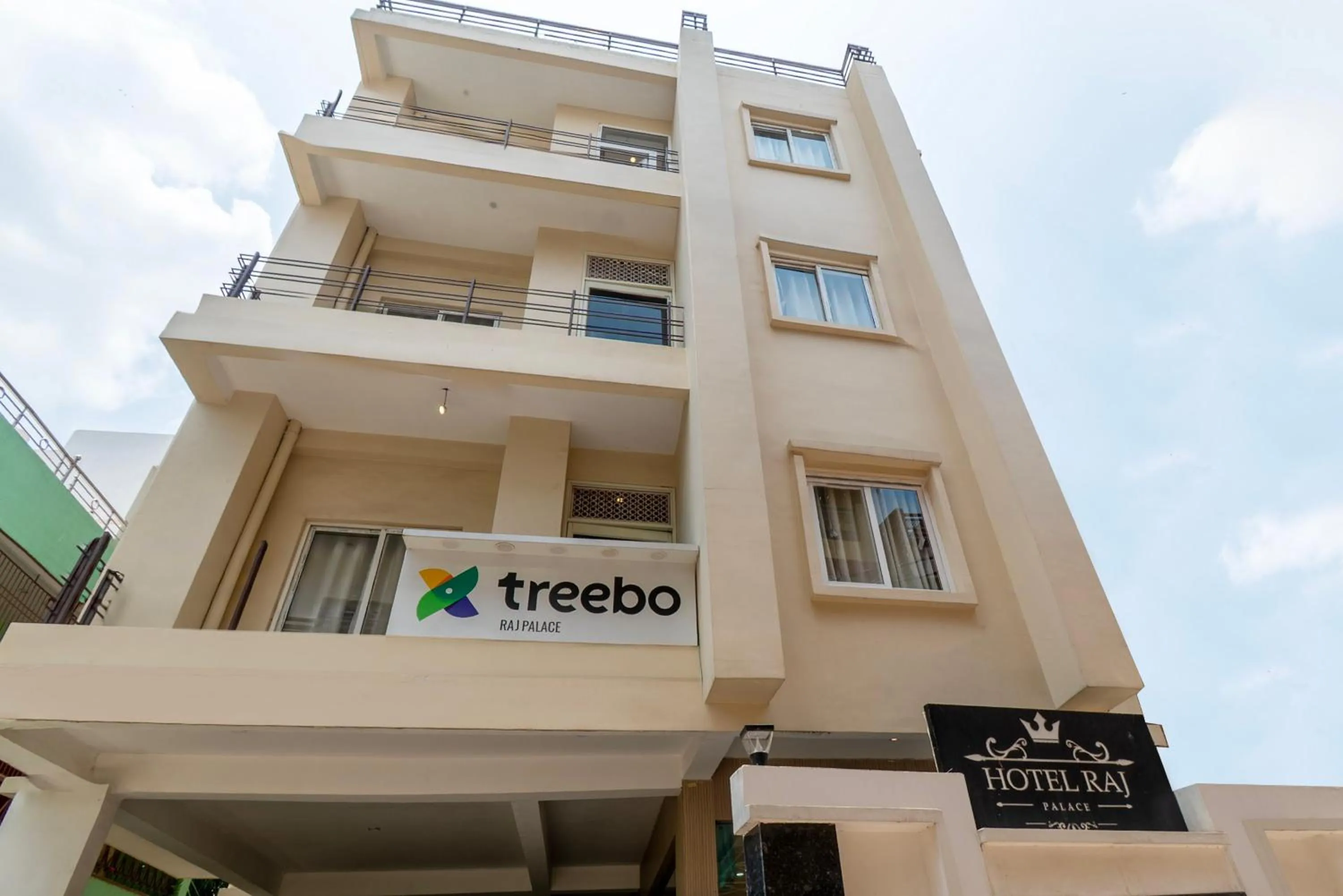 Property building in Treebo Raj Palace