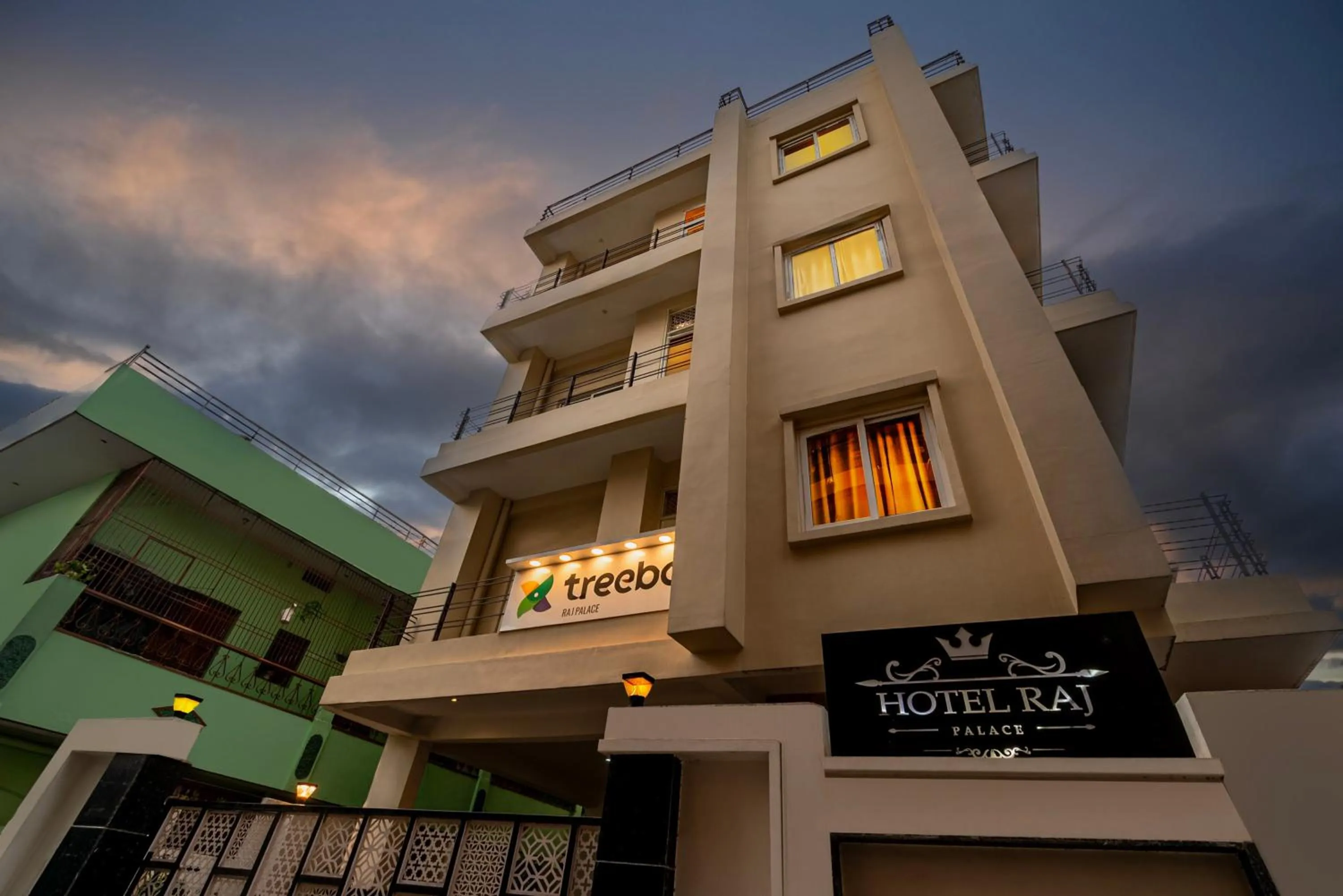Property building in Treebo Raj Palace