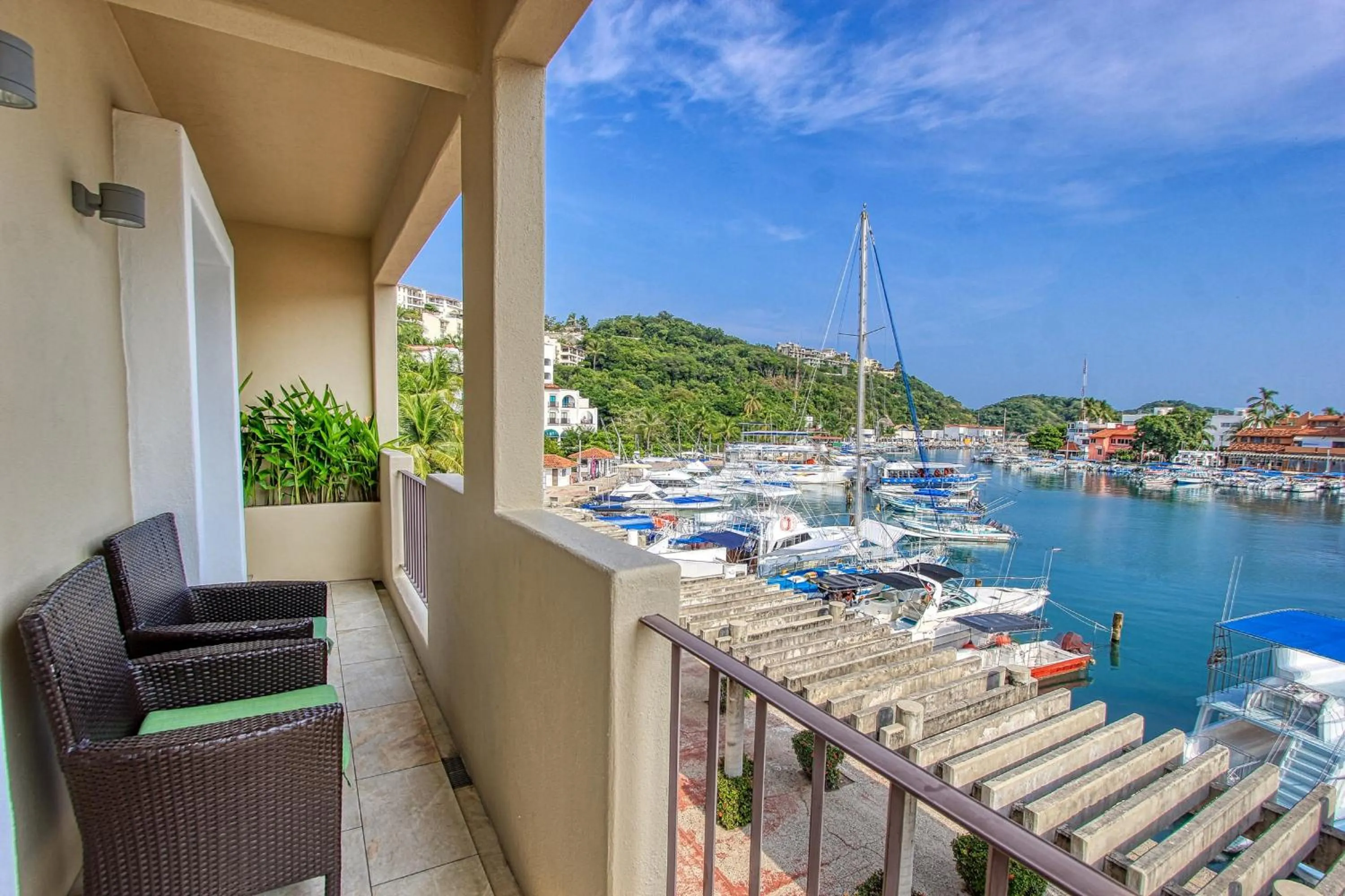 Photo of the whole room in Holiday Inn Huatulco by IHG