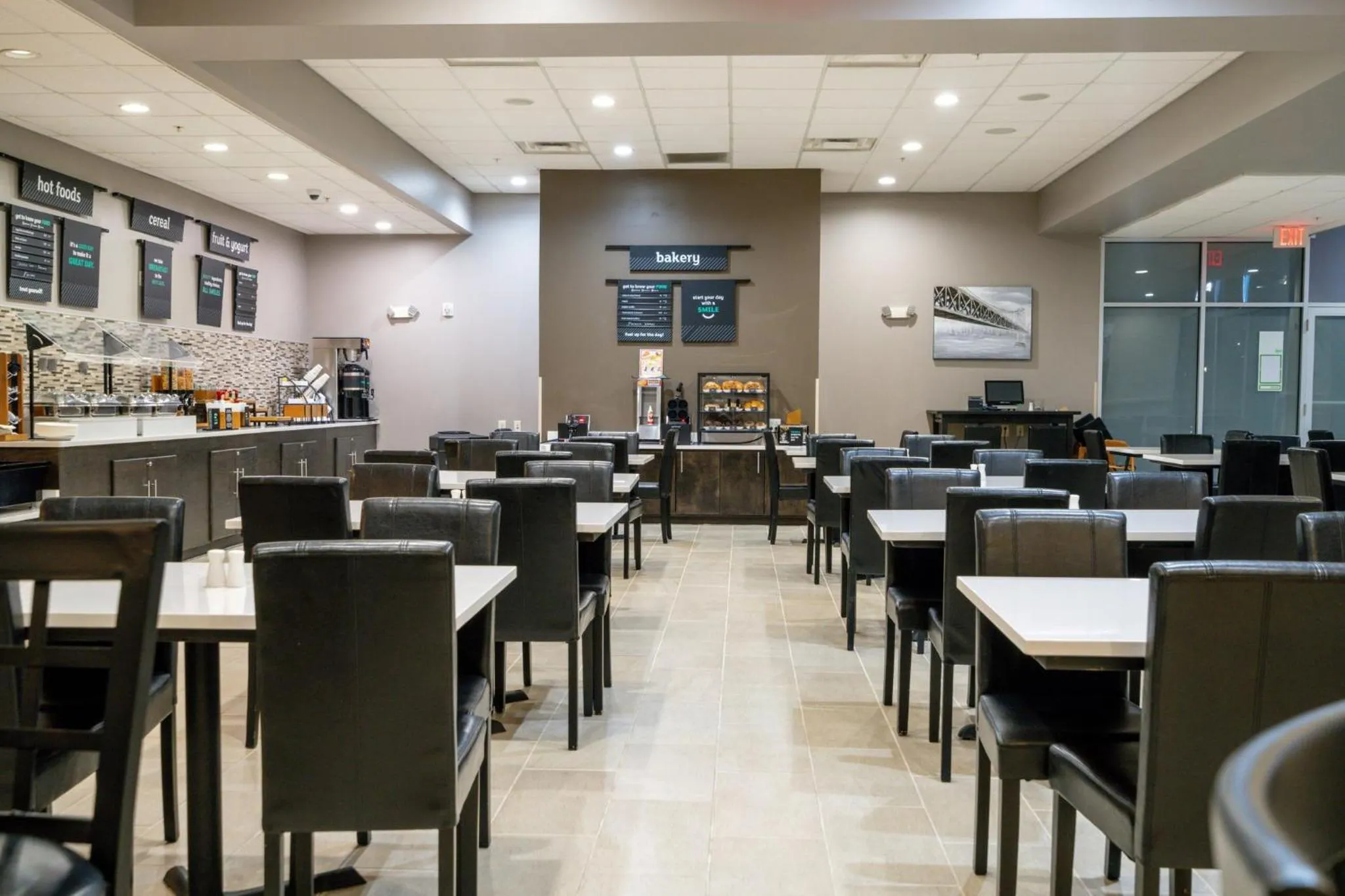 Restaurant/places to eat in Holiday Inn Murfreesboro by IHG