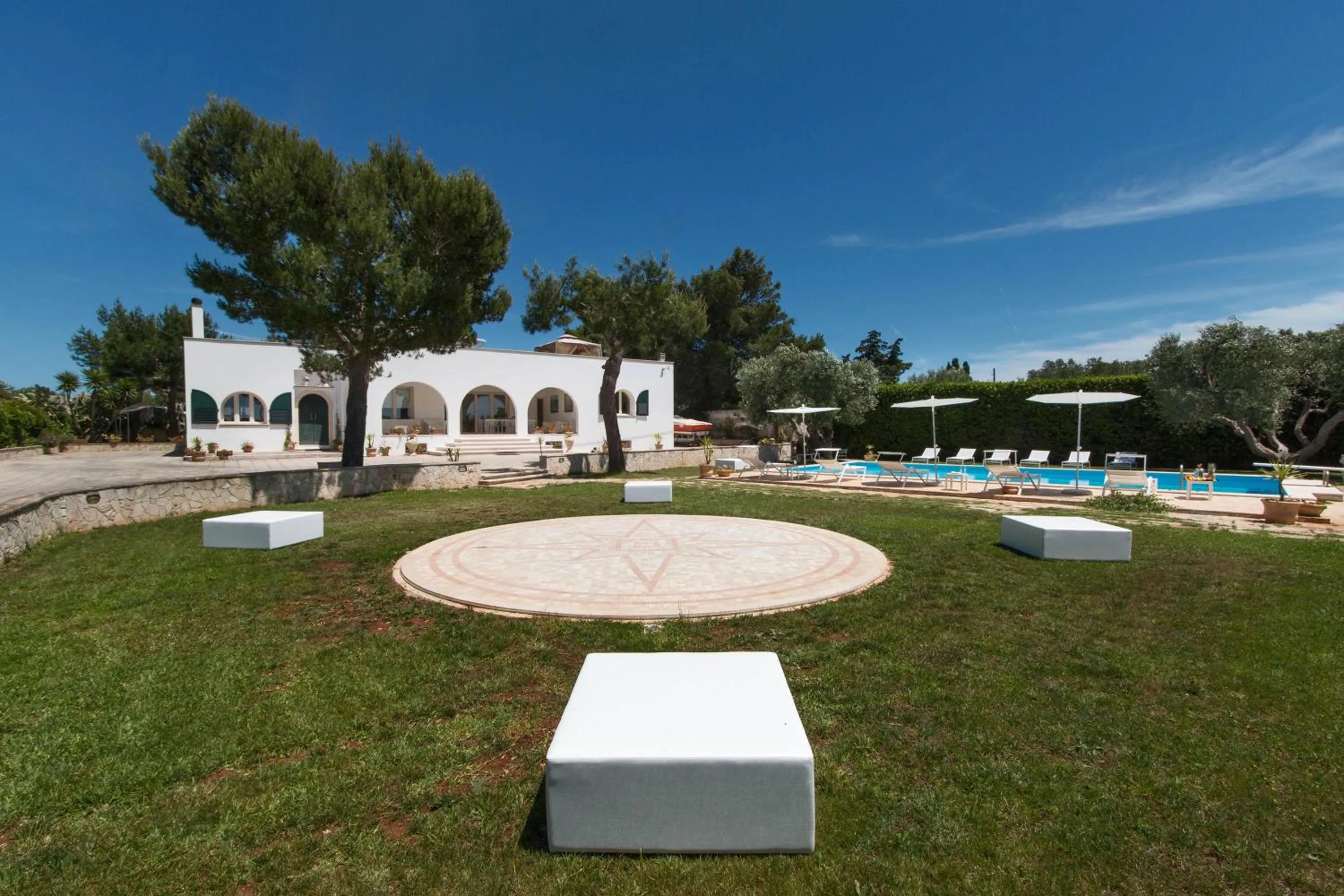 Swimming pool in Villa Maria Clara by Perle di Puglia