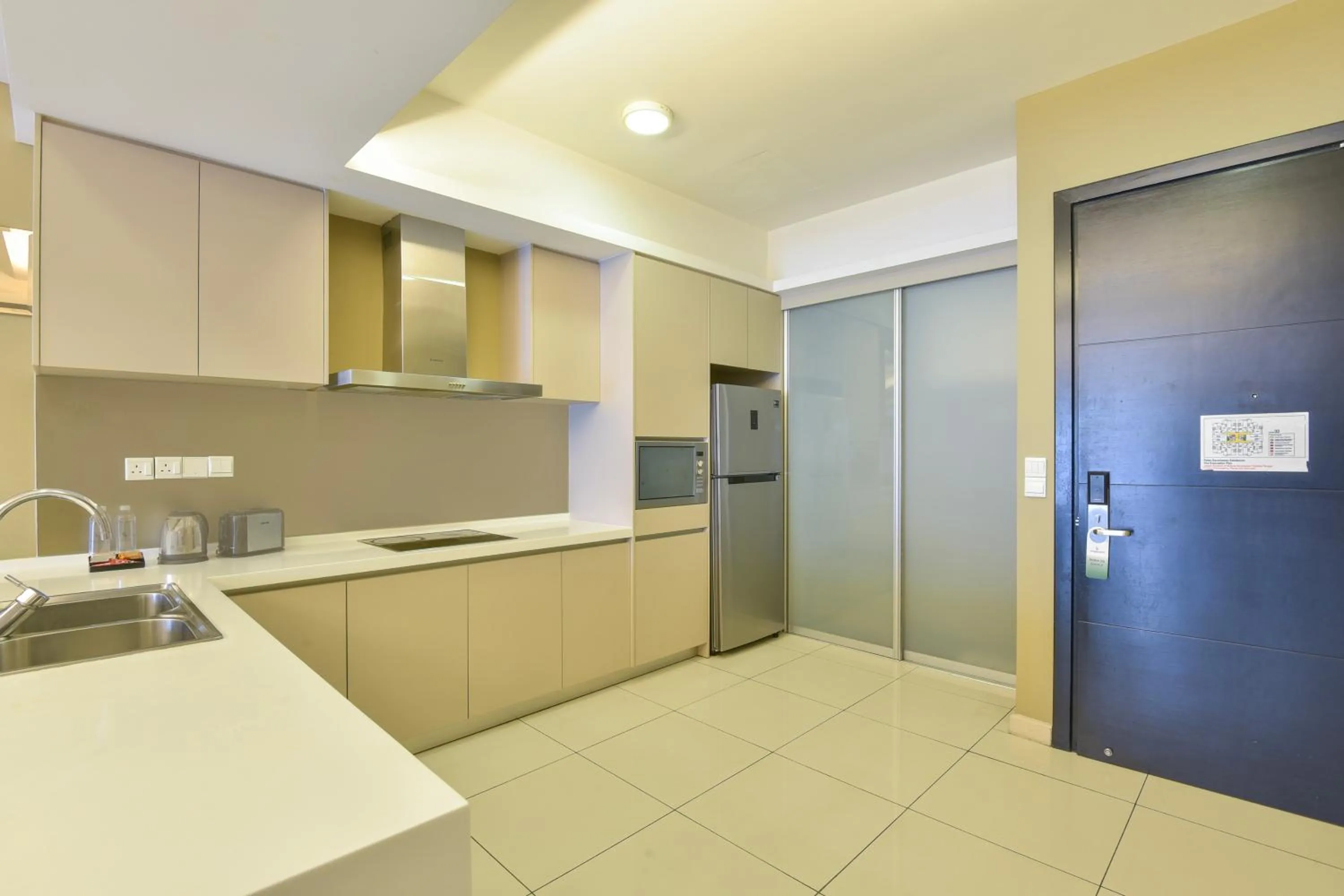Kitchen or kitchenette in Sunday Hotel Near Petronas Twin Tower Formerly Suasana Suites