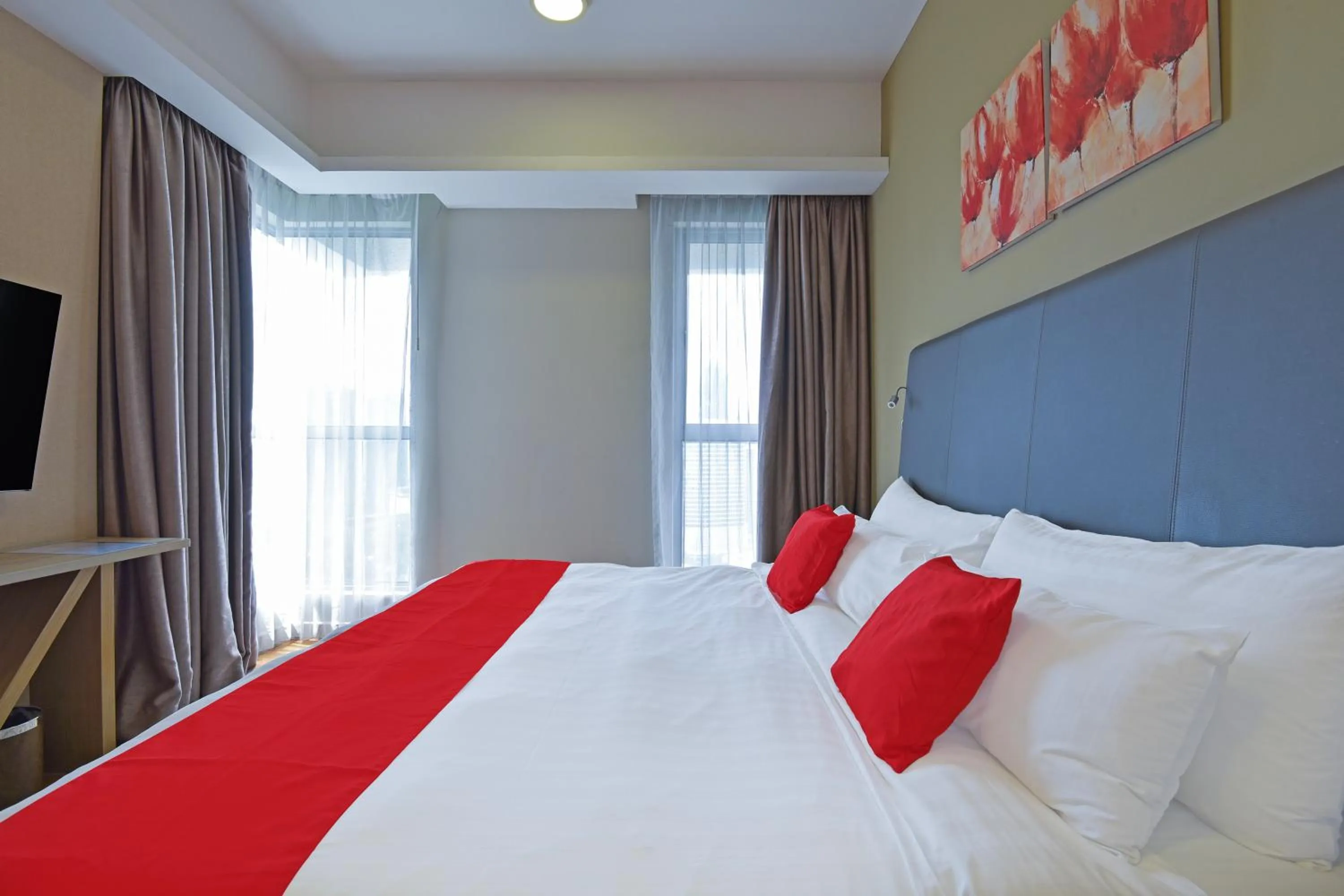 Bedroom, Bed in Sunday Hotel Near Petronas Twin Tower Formerly Suasana Suites