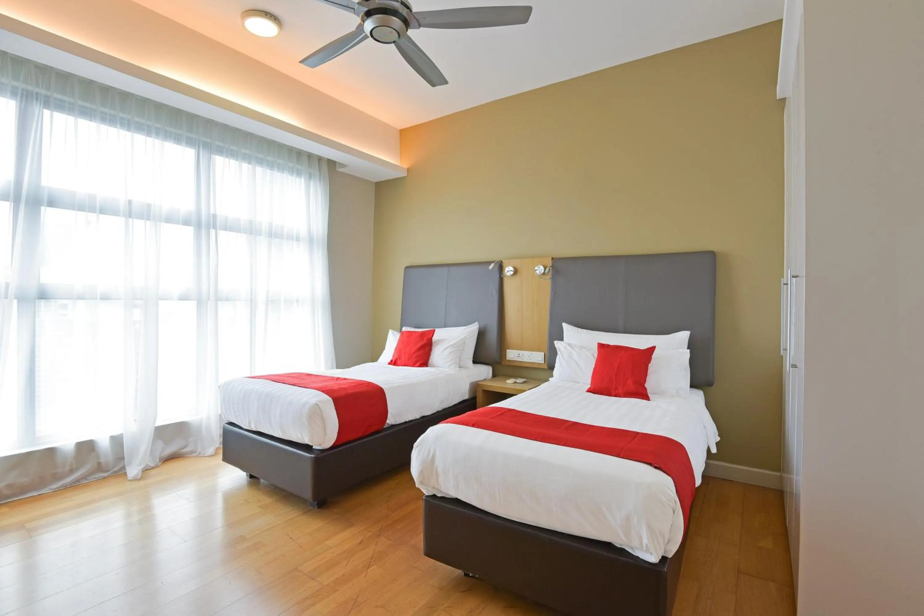 Bedroom, Bed in Sunday Hotel Near Petronas Twin Tower Formerly Suasana Suites