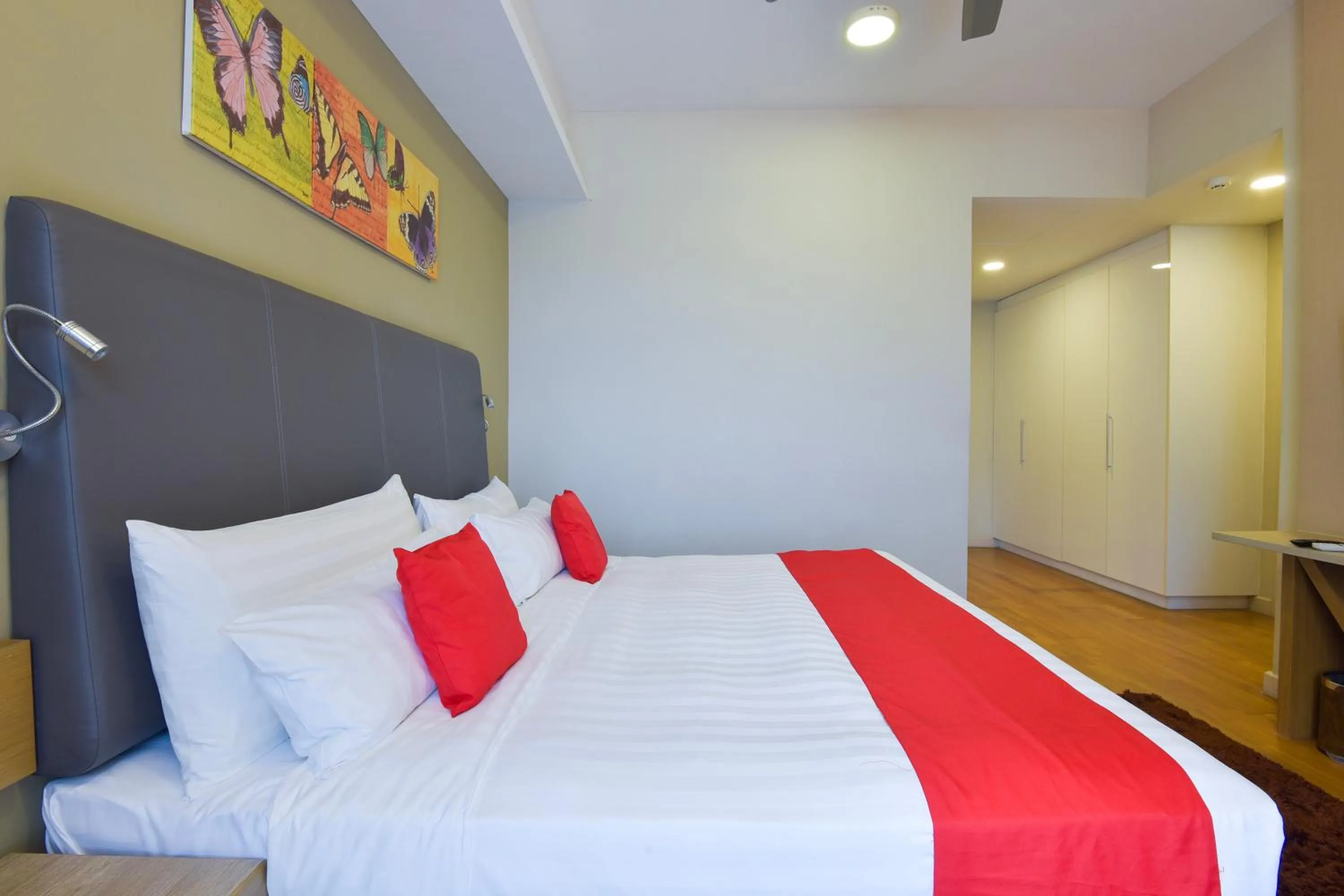 Bedroom, Bed in Sunday Hotel Near Petronas Twin Tower Formerly Suasana Suites