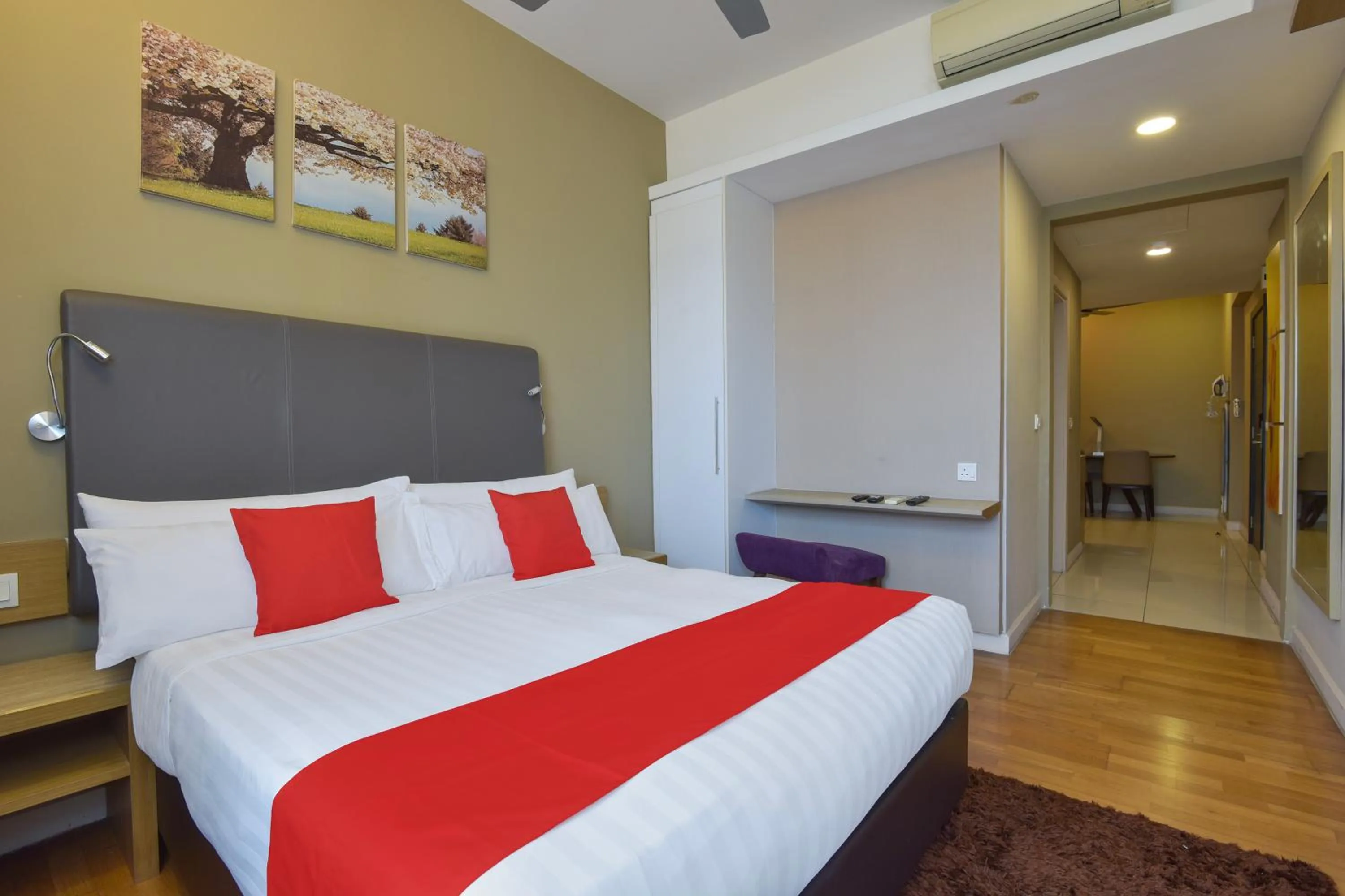 Bedroom, Bed in Sunday Hotel Near Petronas Twin Tower Formerly Suasana Suites