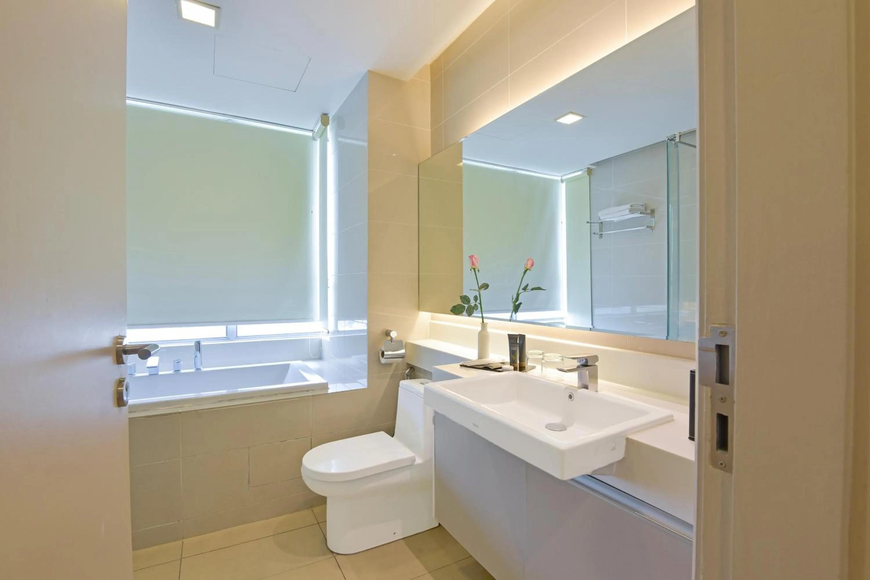 Bathroom in Sunday Hotel Near Petronas Twin Tower Formerly Suasana Suites
