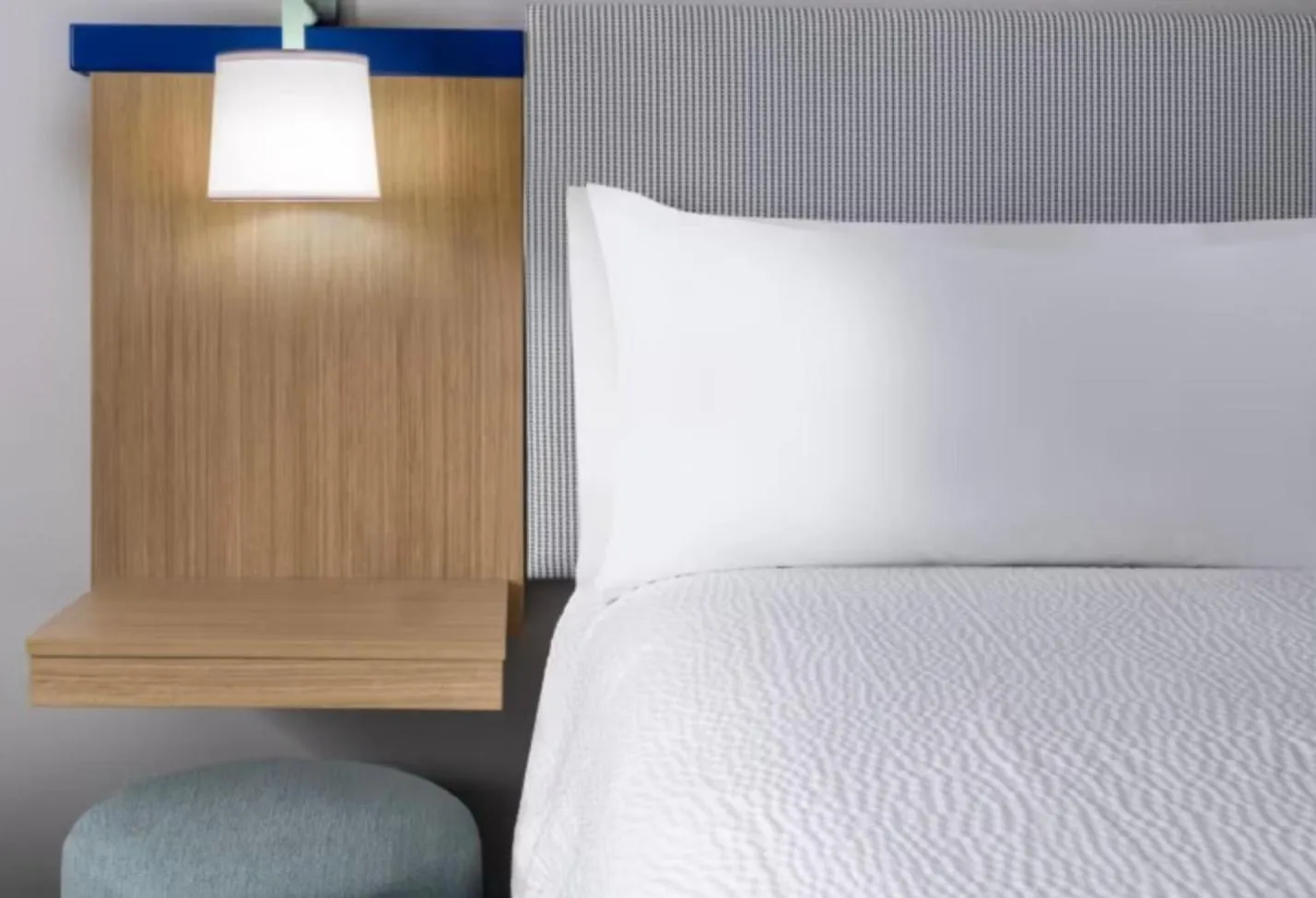 Bed in Garner Hotel Albuquerque Airport by IHG