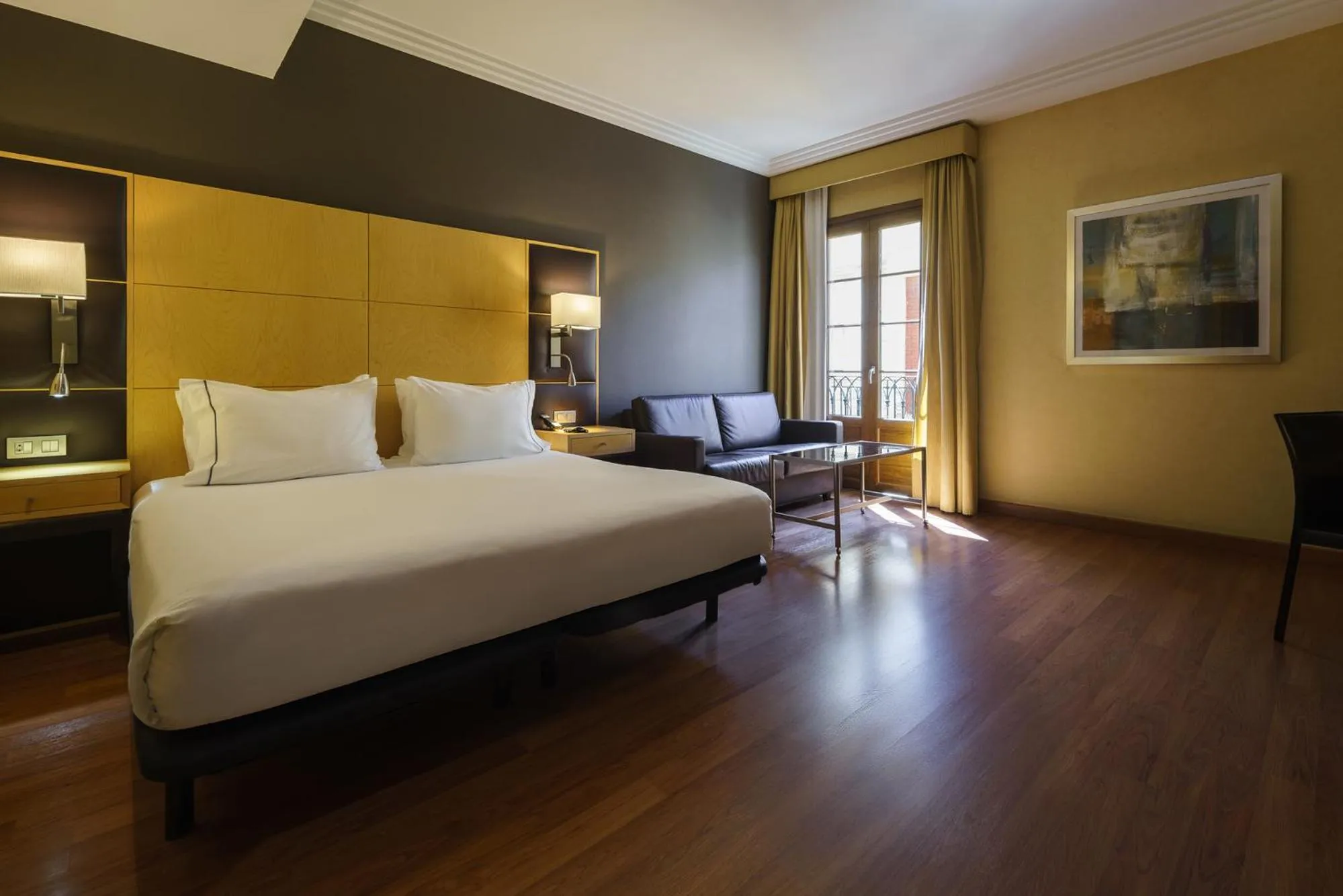 Bed in Exe Almería Centro