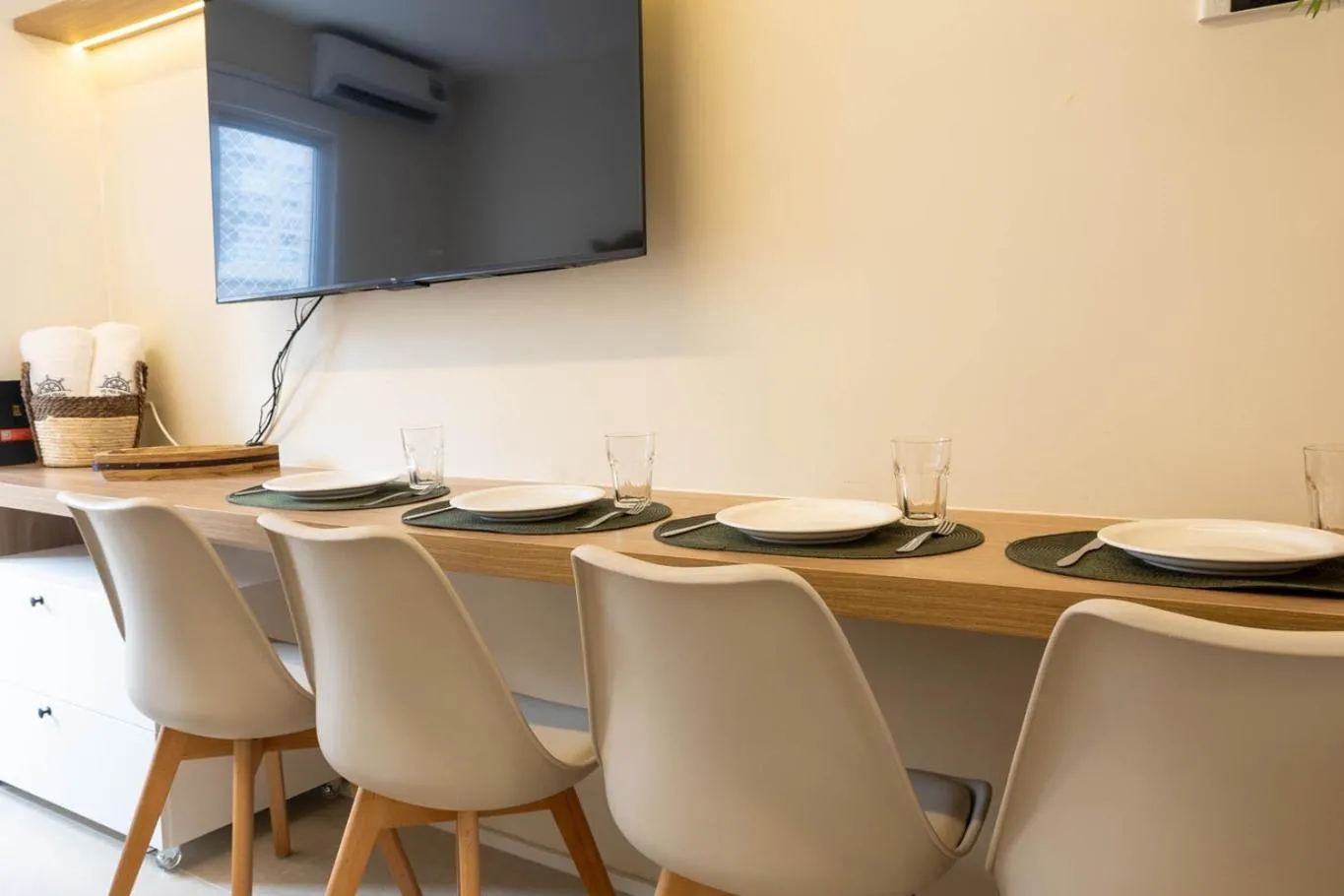 Confortavel Apartamento com Wi-Fi, pe na areia