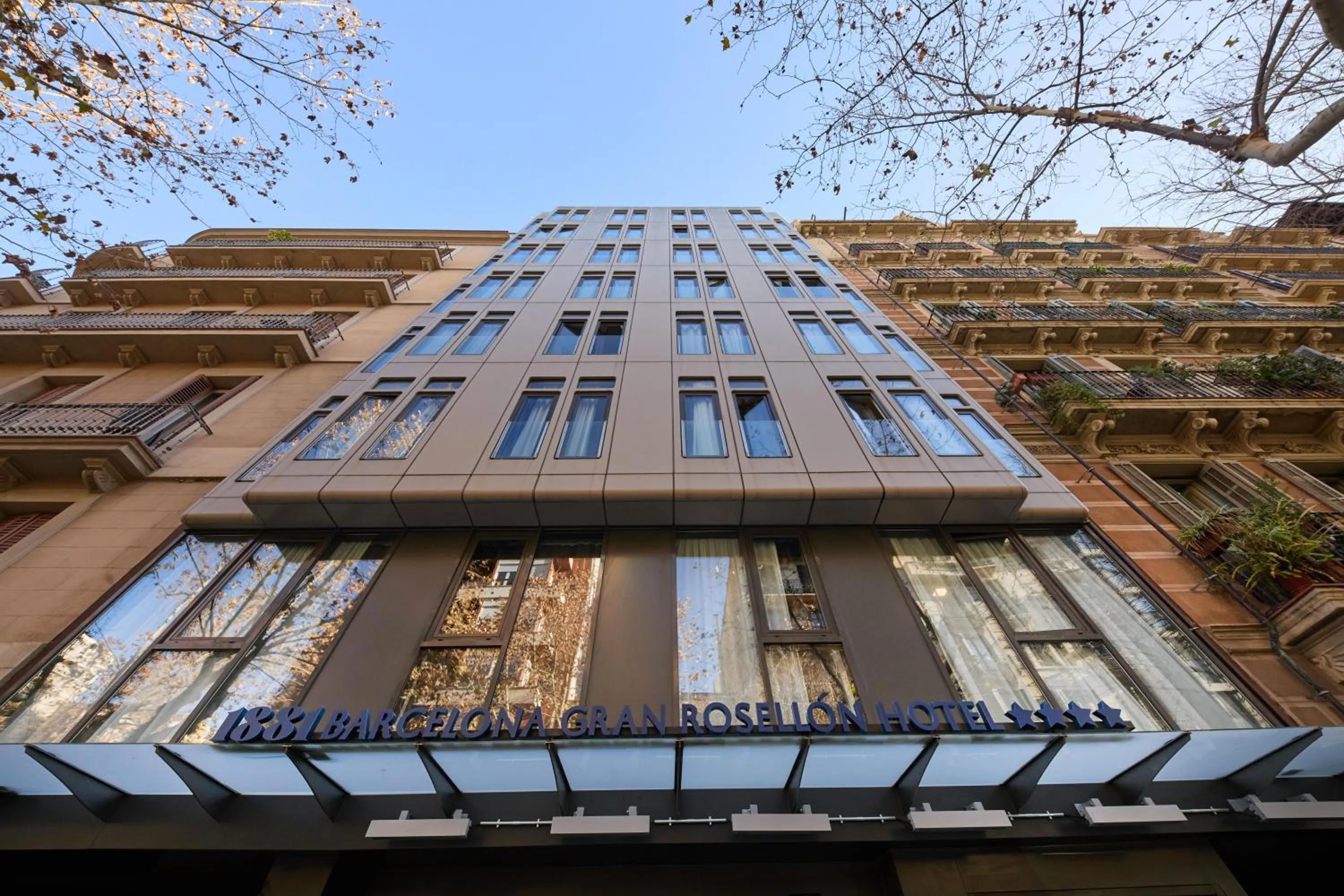 Property building in 1881 Barcelona Gran Rosellon Hotel