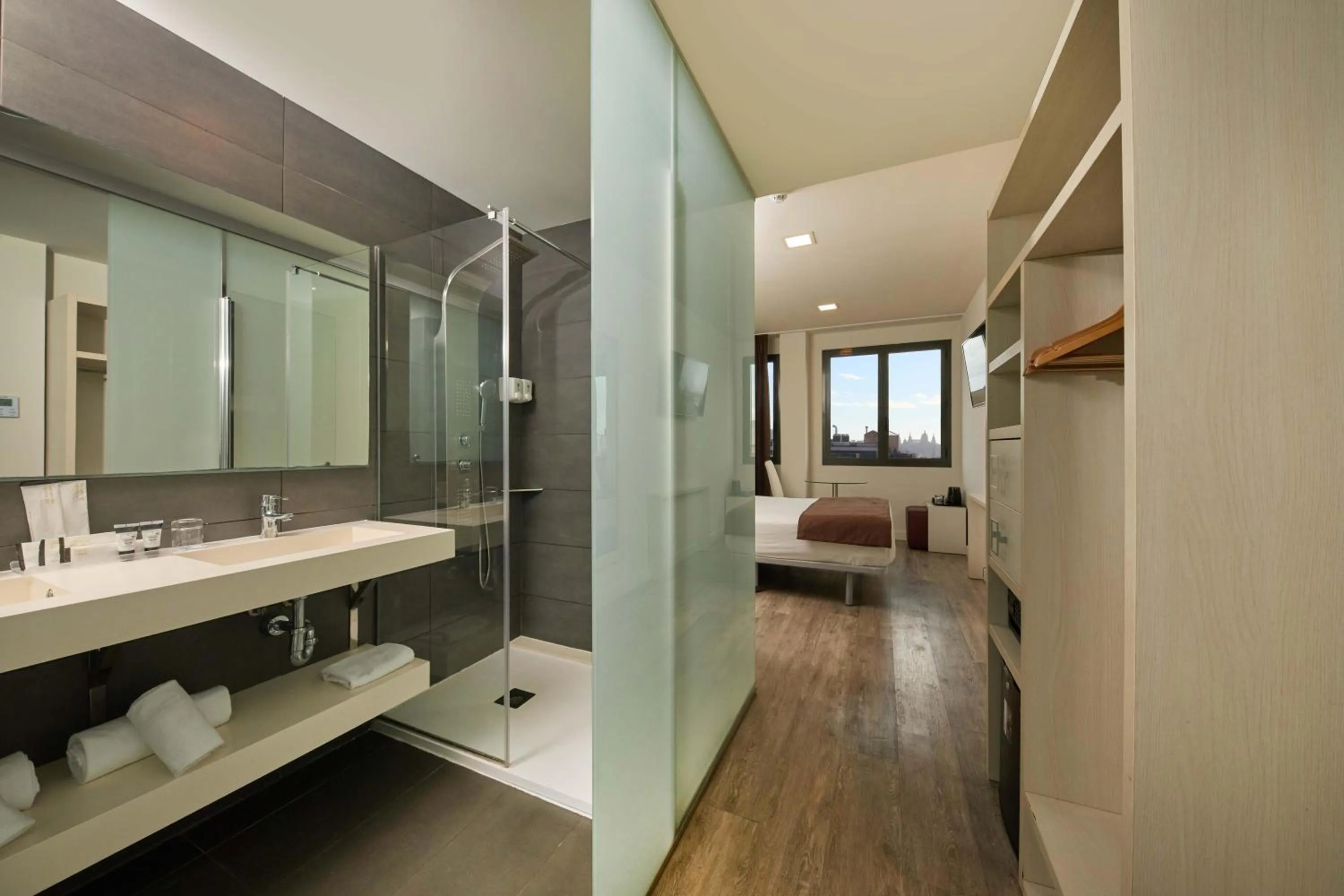 Bathroom in 1881 Barcelona Gran Rosellon Hotel