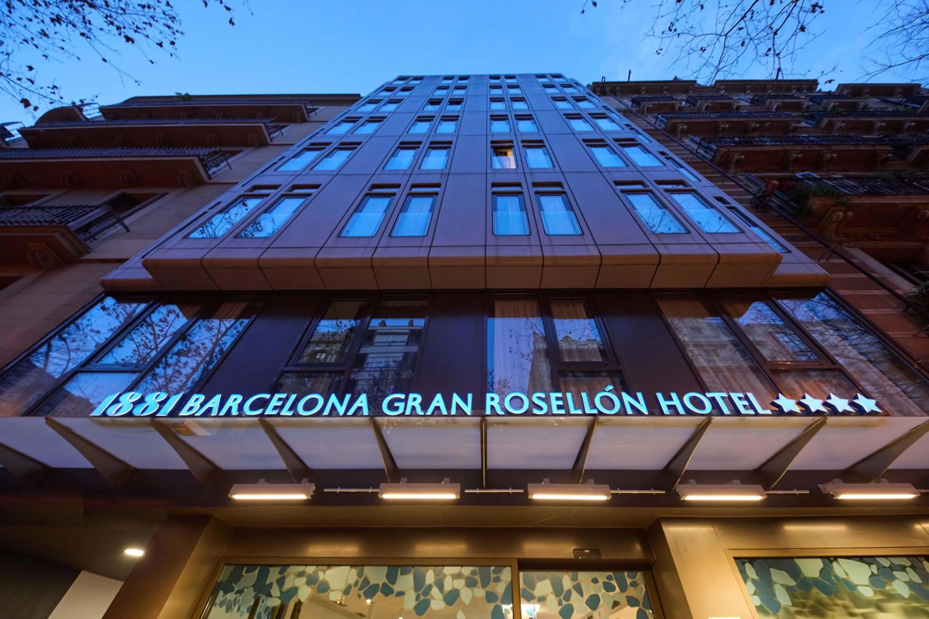 Property building in 1881 Barcelona Gran Rosellon Hotel